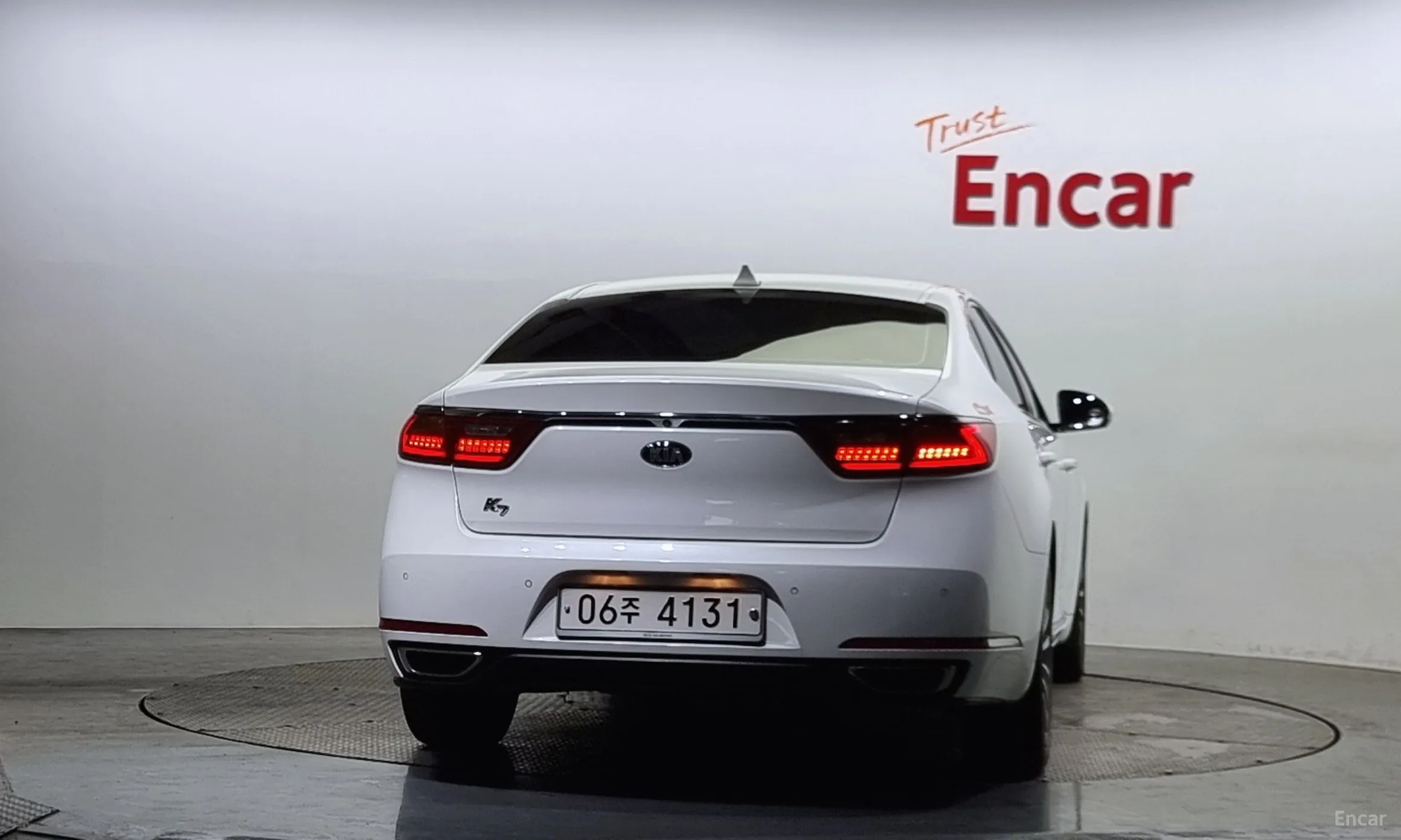 Kia K7 превью 3