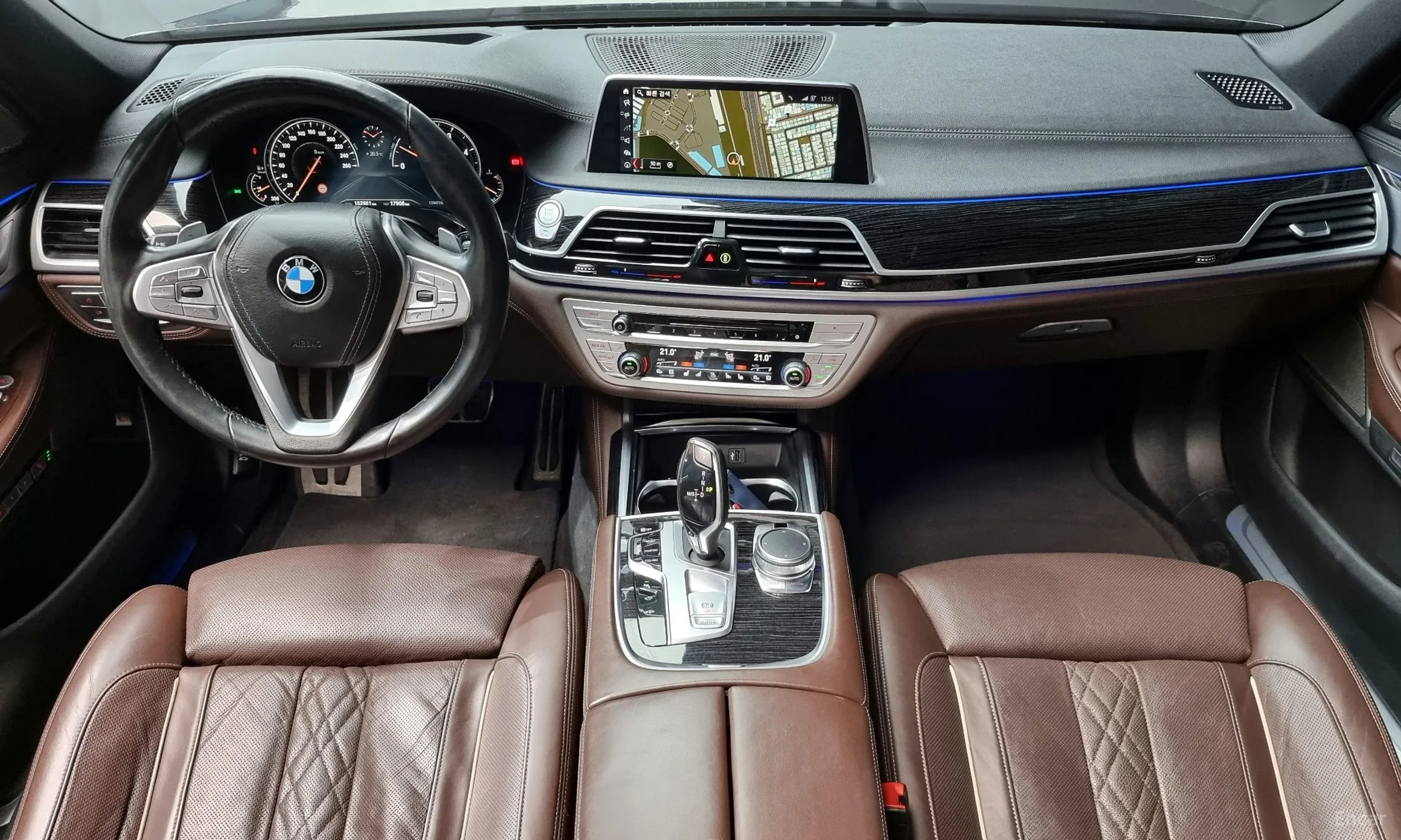 BMW 7 Series (G11) превью 4