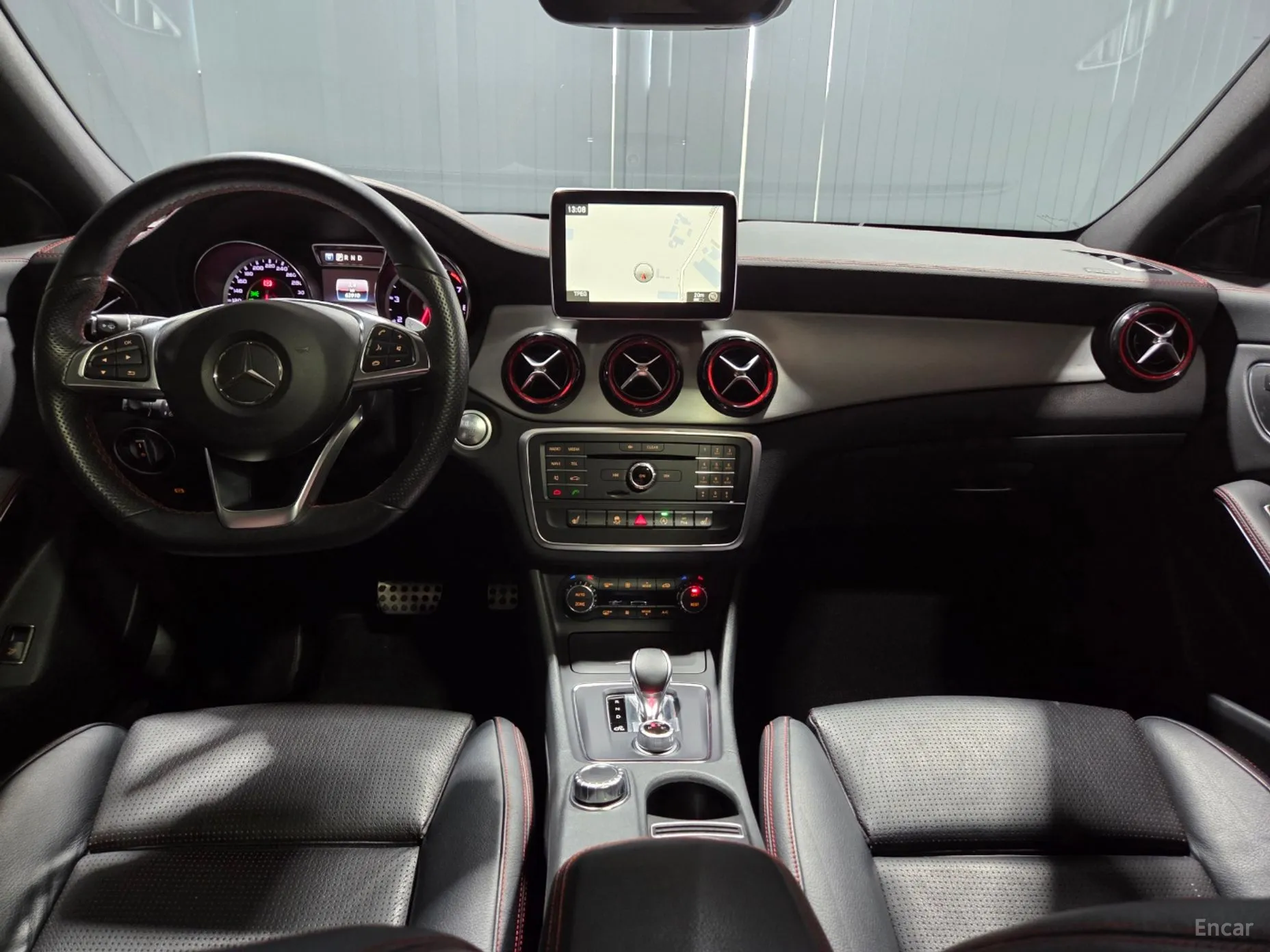 Mercedes Benz CLA-Class C117 превью 4