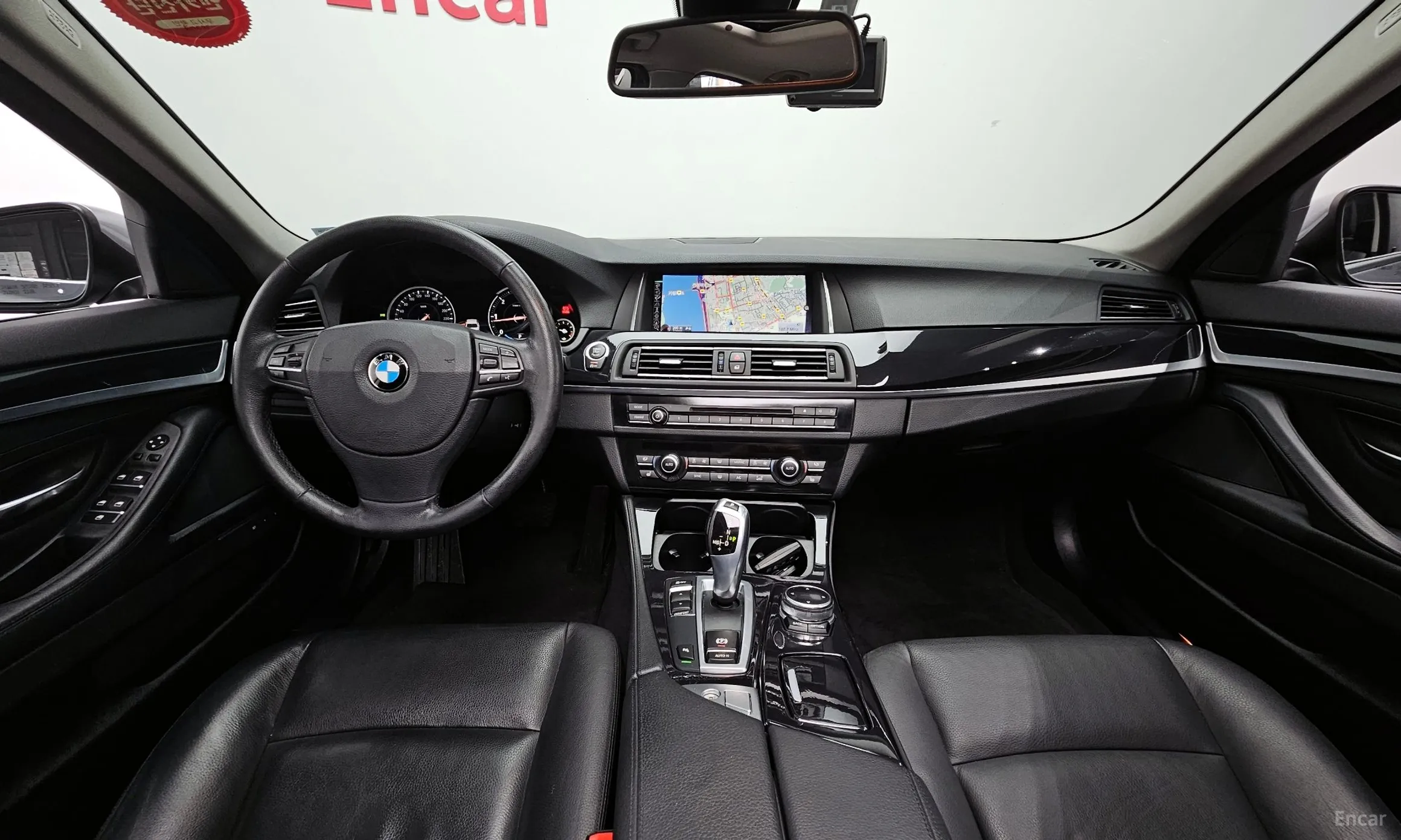 BMW 5 Series (F10) превью 4