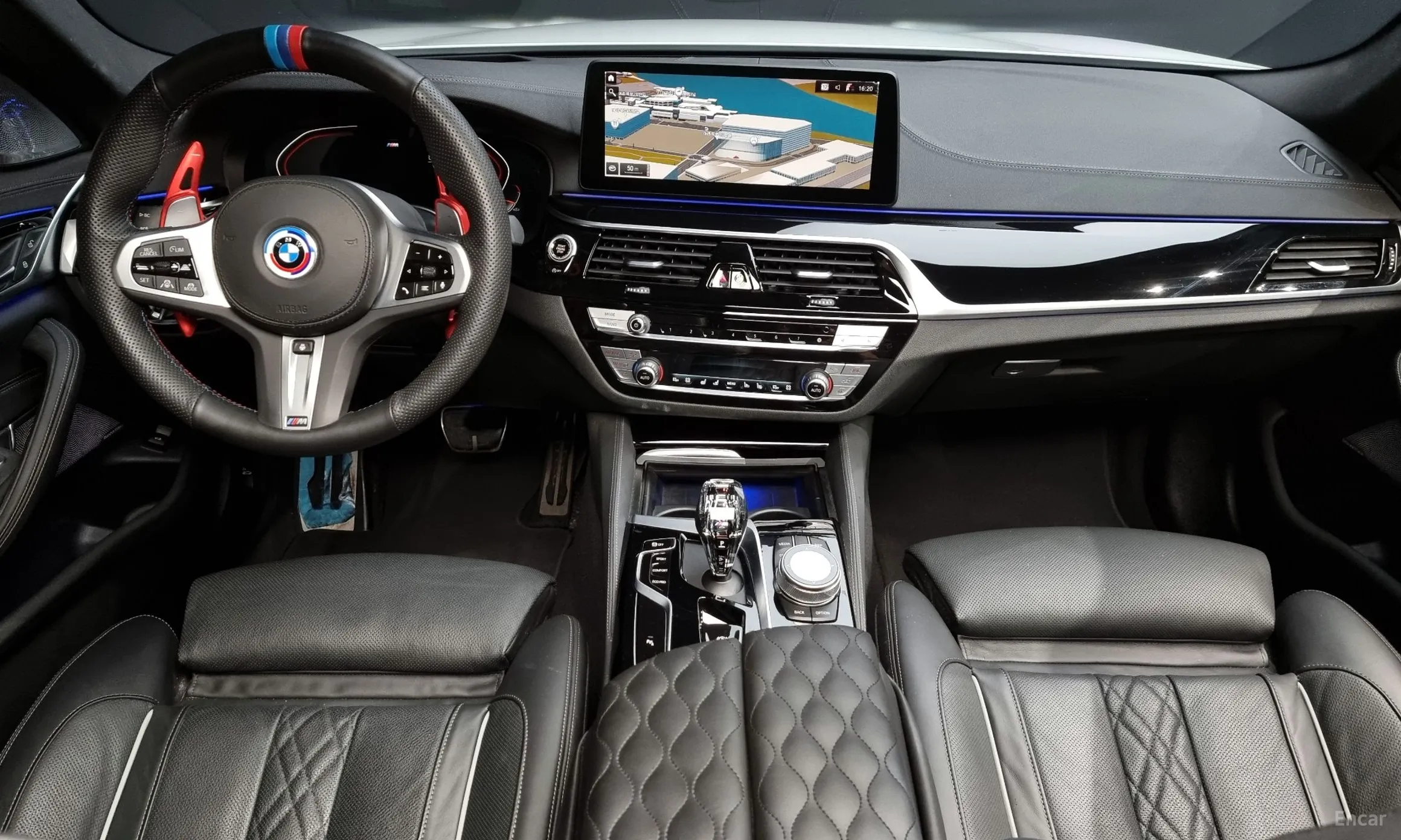 BMW 5 Series (G30) превью 4