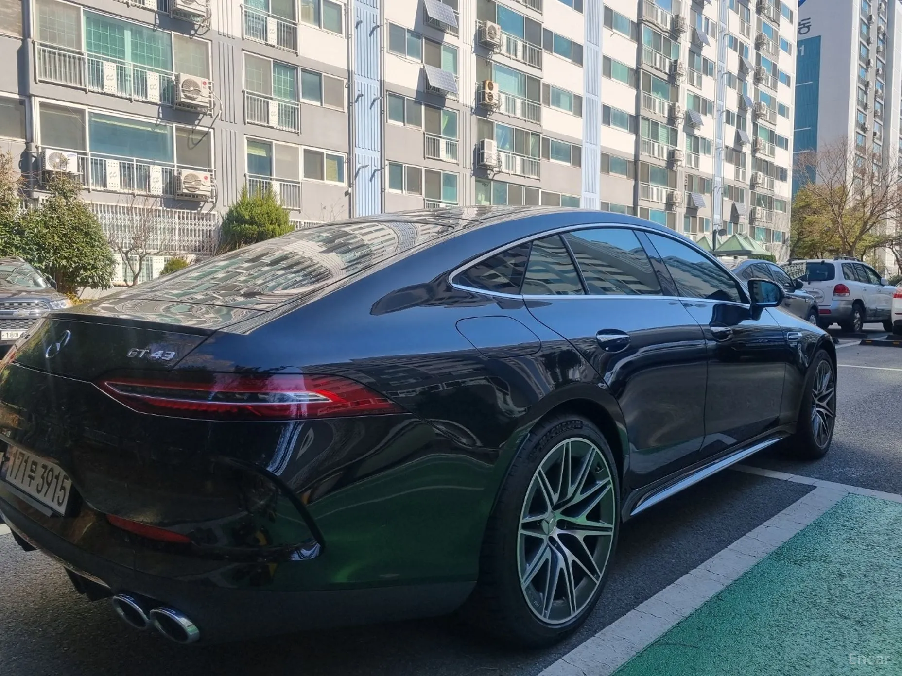 Mercedes Benz AMG GT превью 3