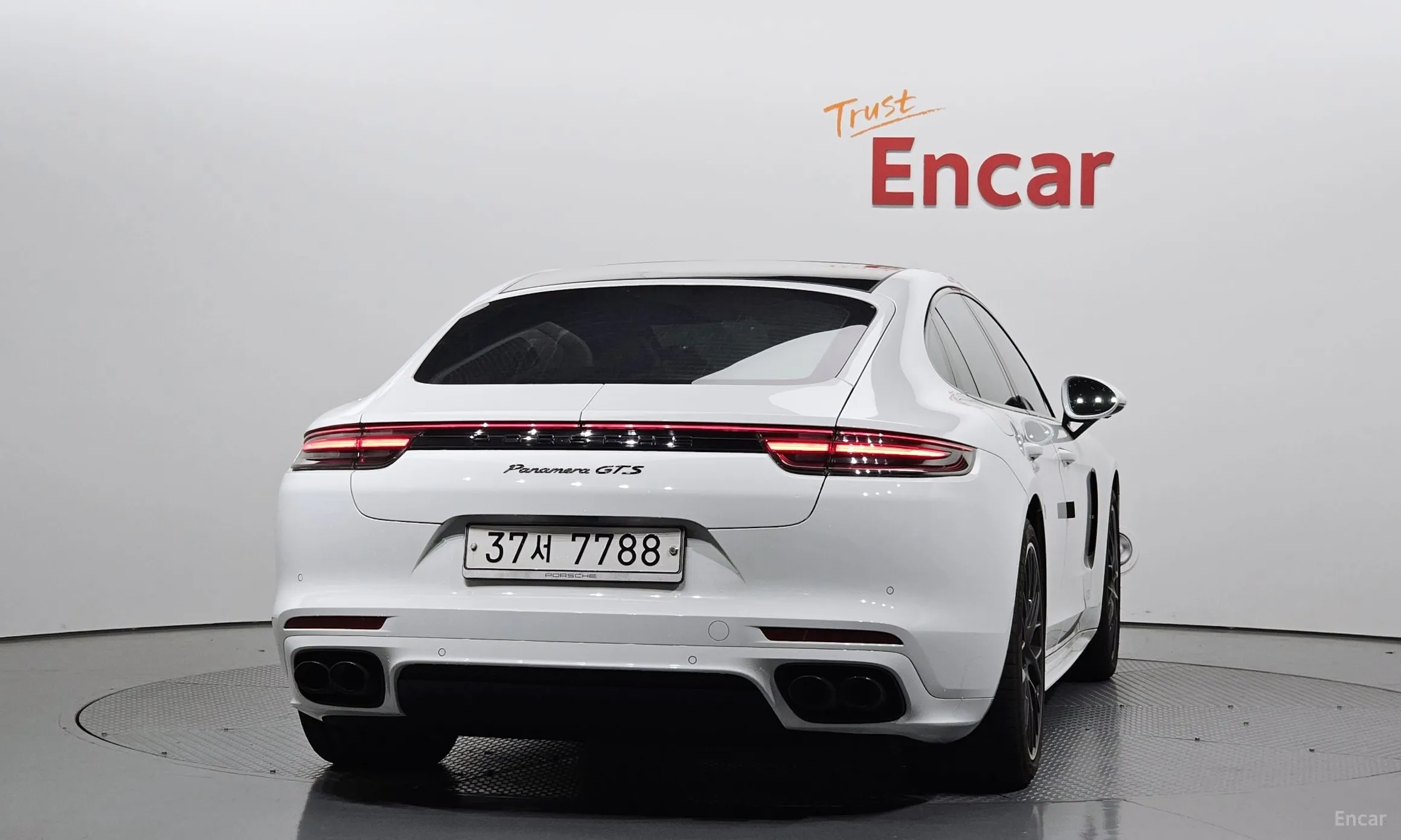 Porsche Panamera (971) превью 3