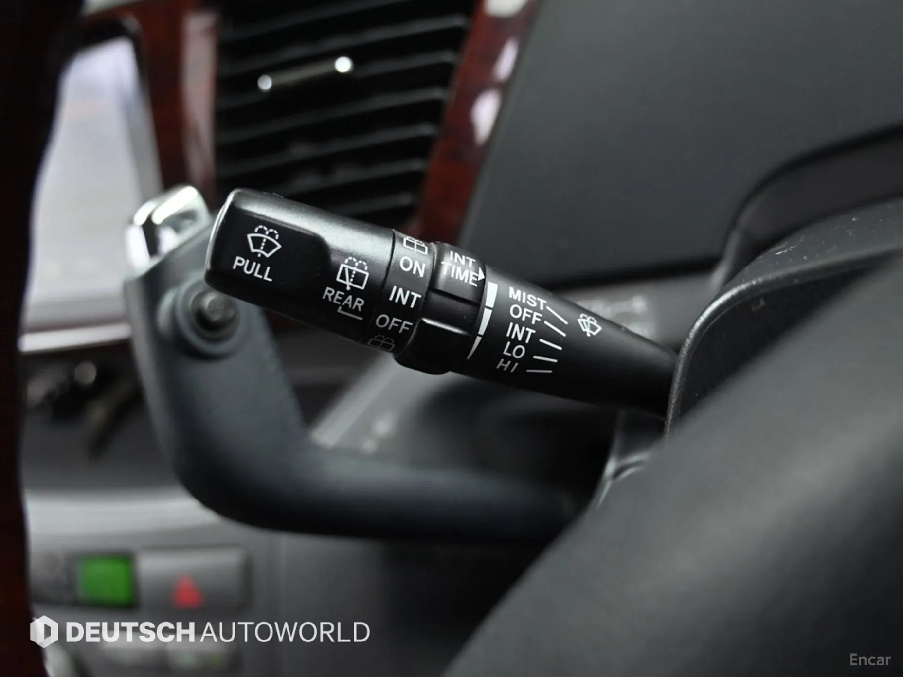 Toyota noah превью 15