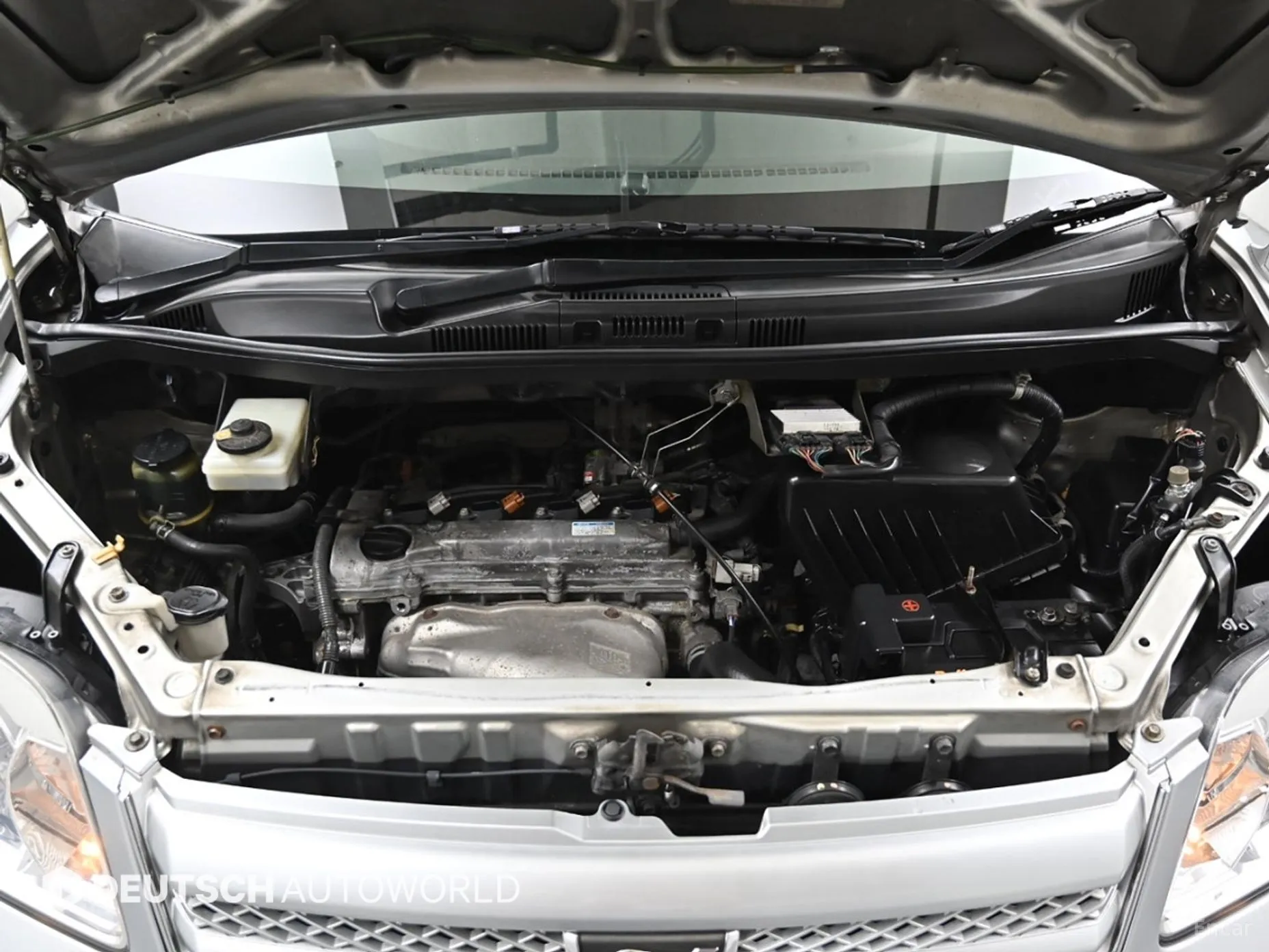 Toyota noah превью 6