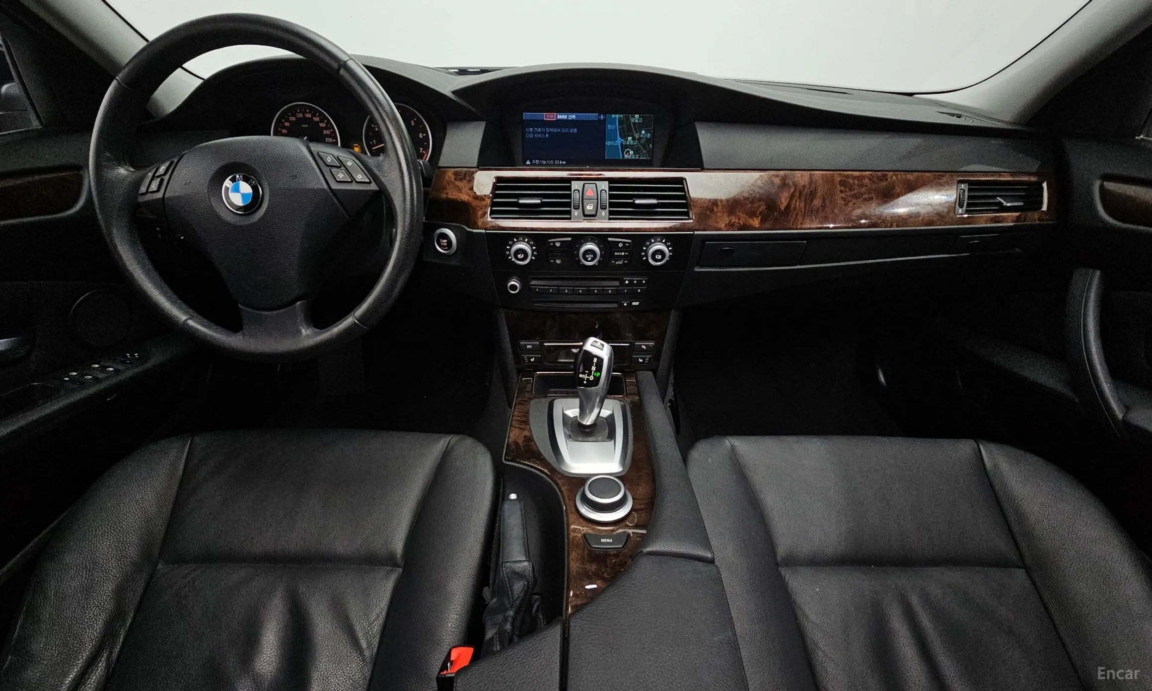 BMW 5 Series (E60) превью 4