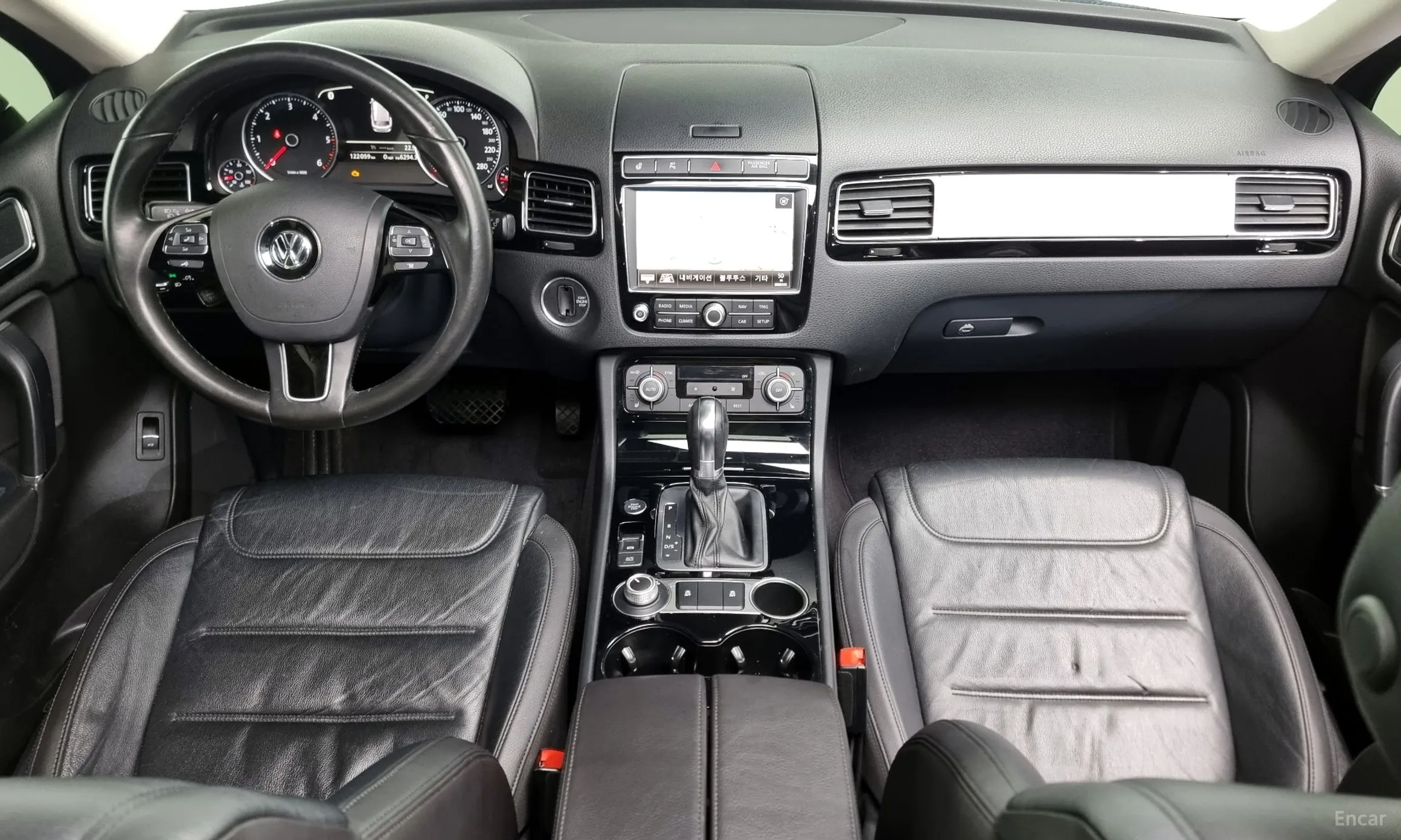 Volkswagen New Touareg превью 4
