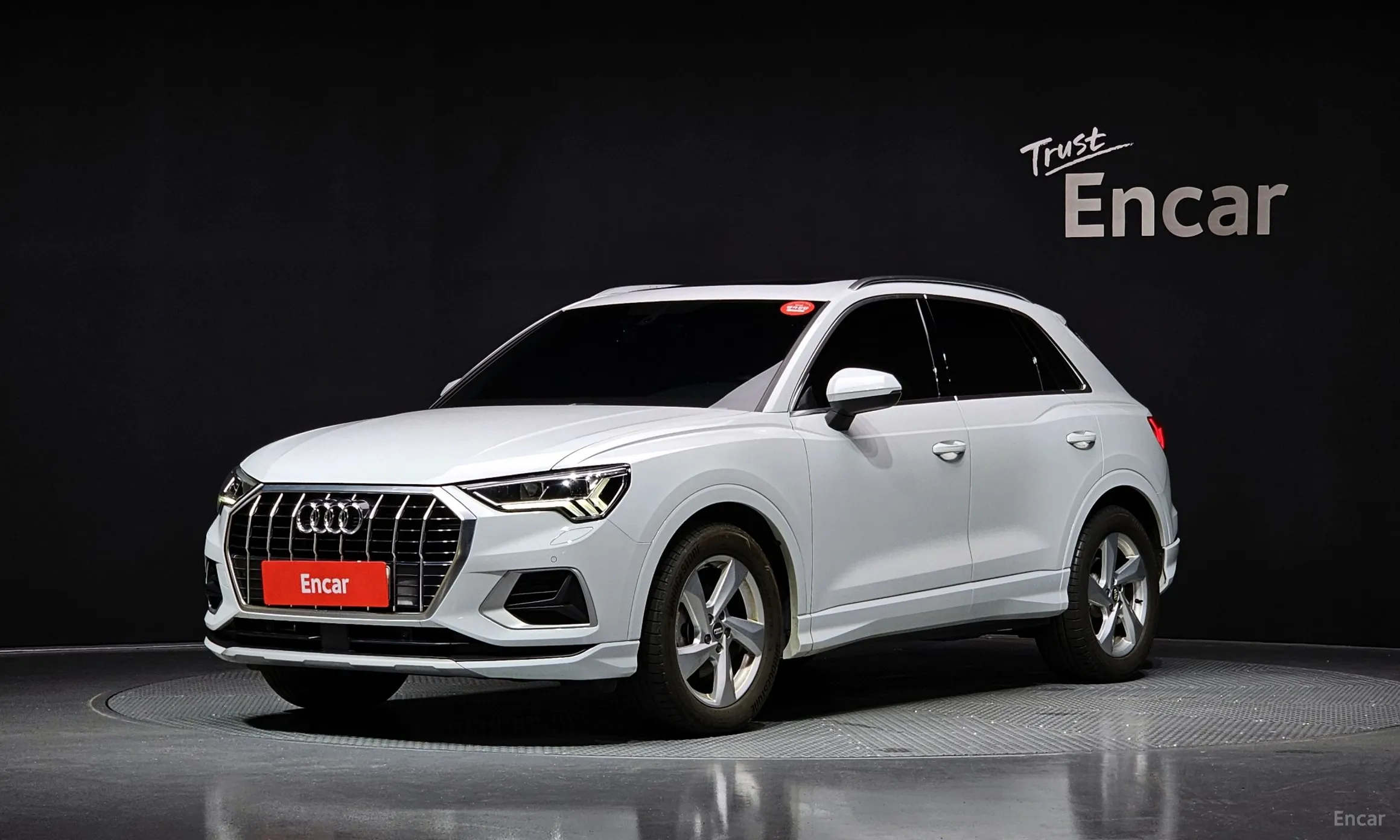 Audi Q3 (F3)