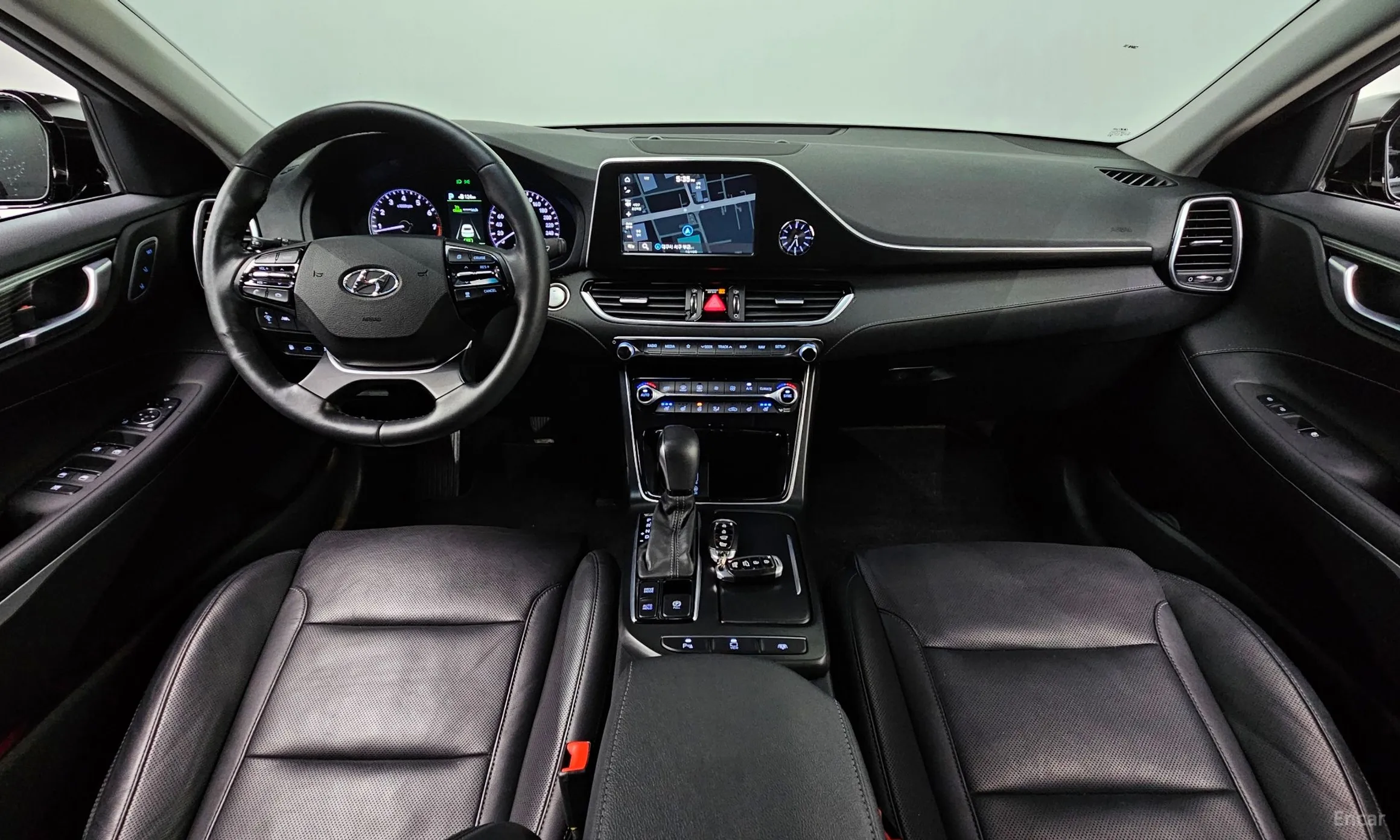 Hyundai Grandeur IG превью 4