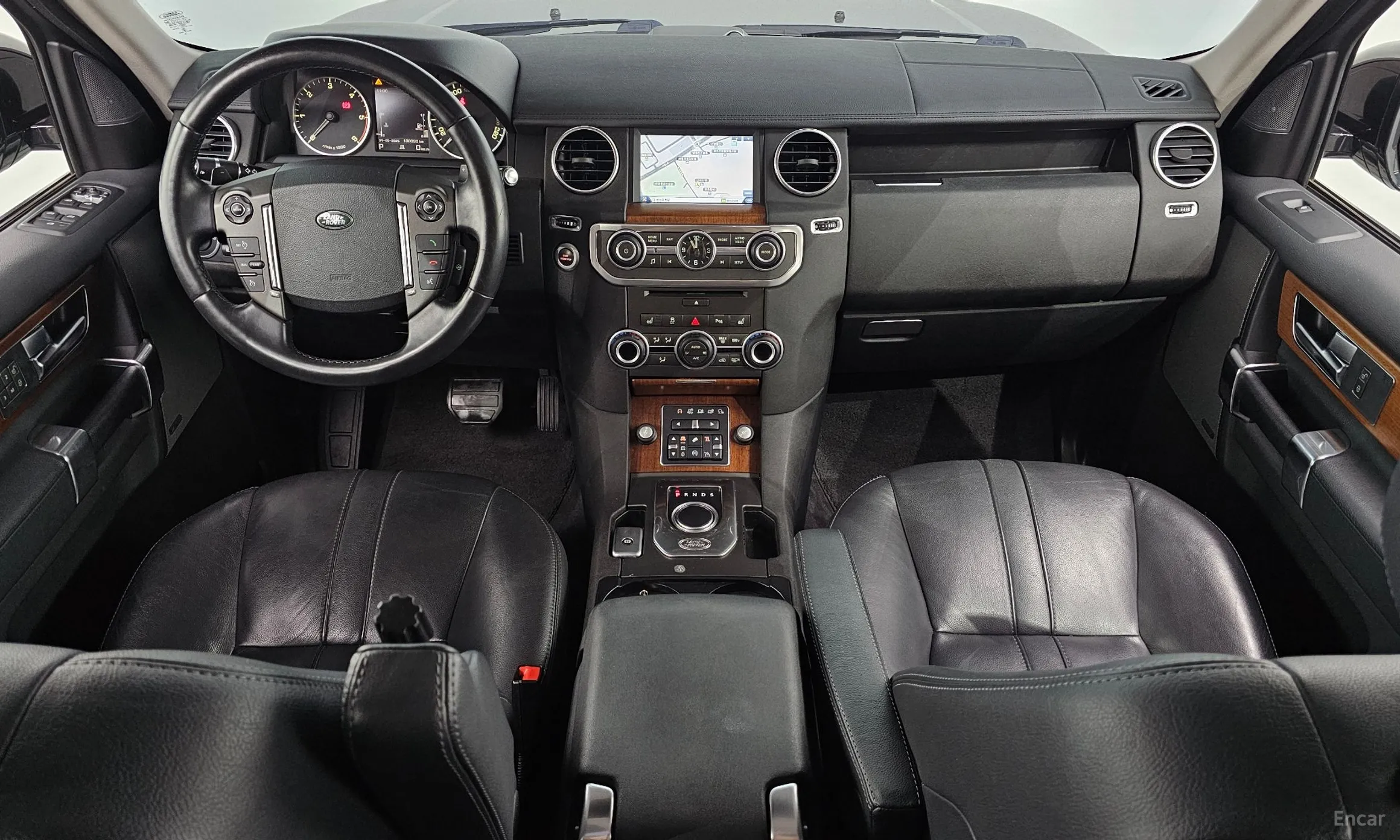 Land Rover Discovery 4 превью 4