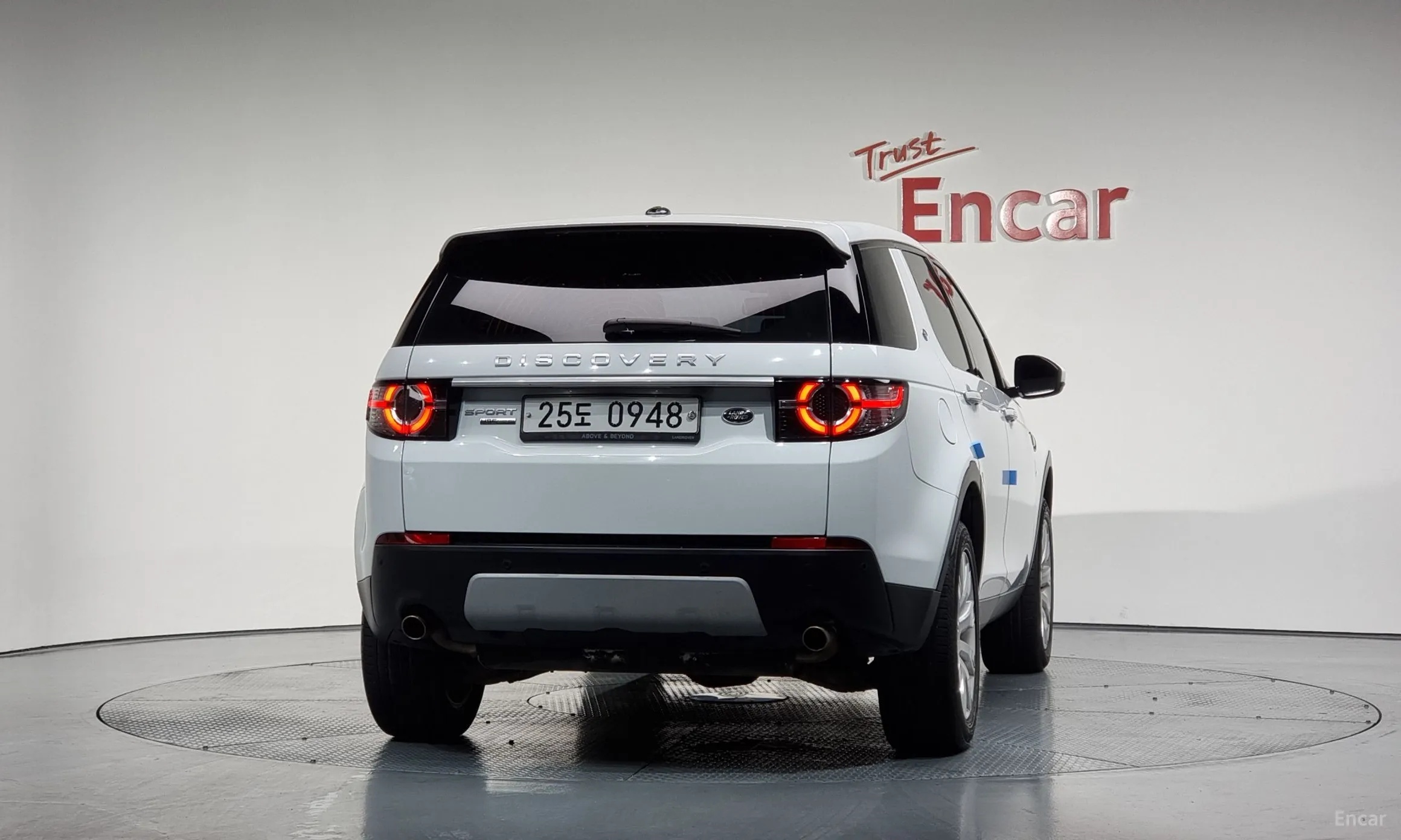 Land Rover Discovery Sports превью 3