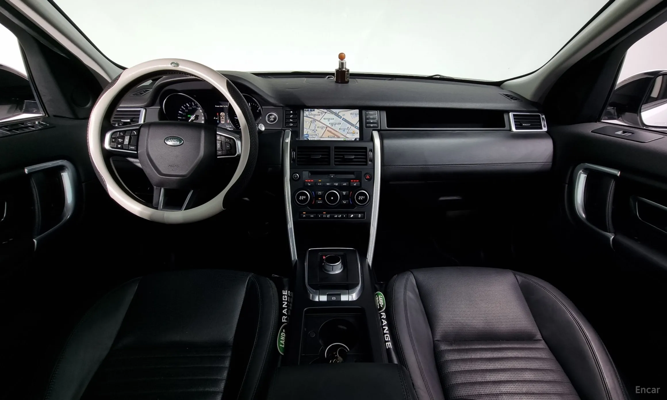 Land Rover Discovery Sports превью 4