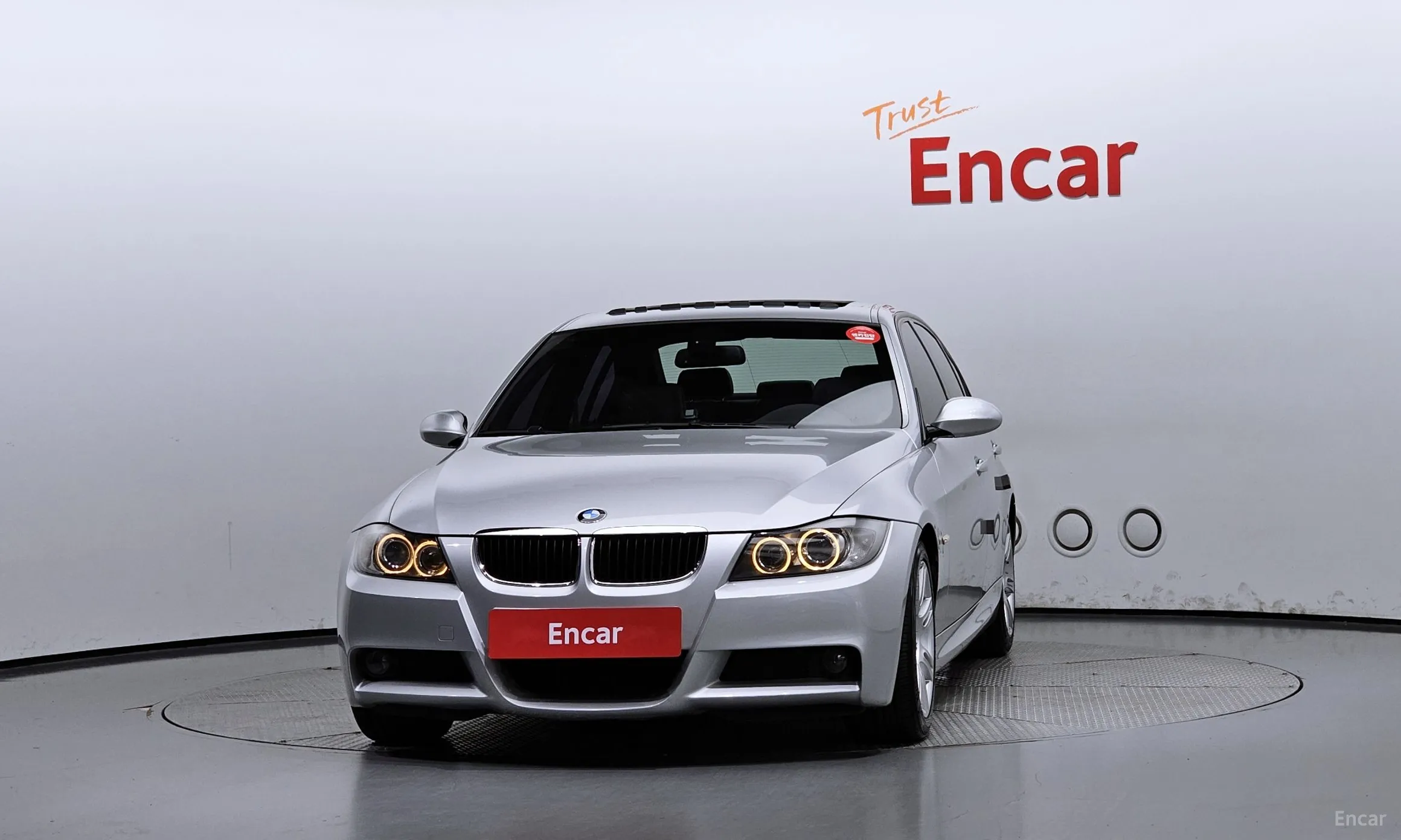BMW 3 Series (E90) превью 2