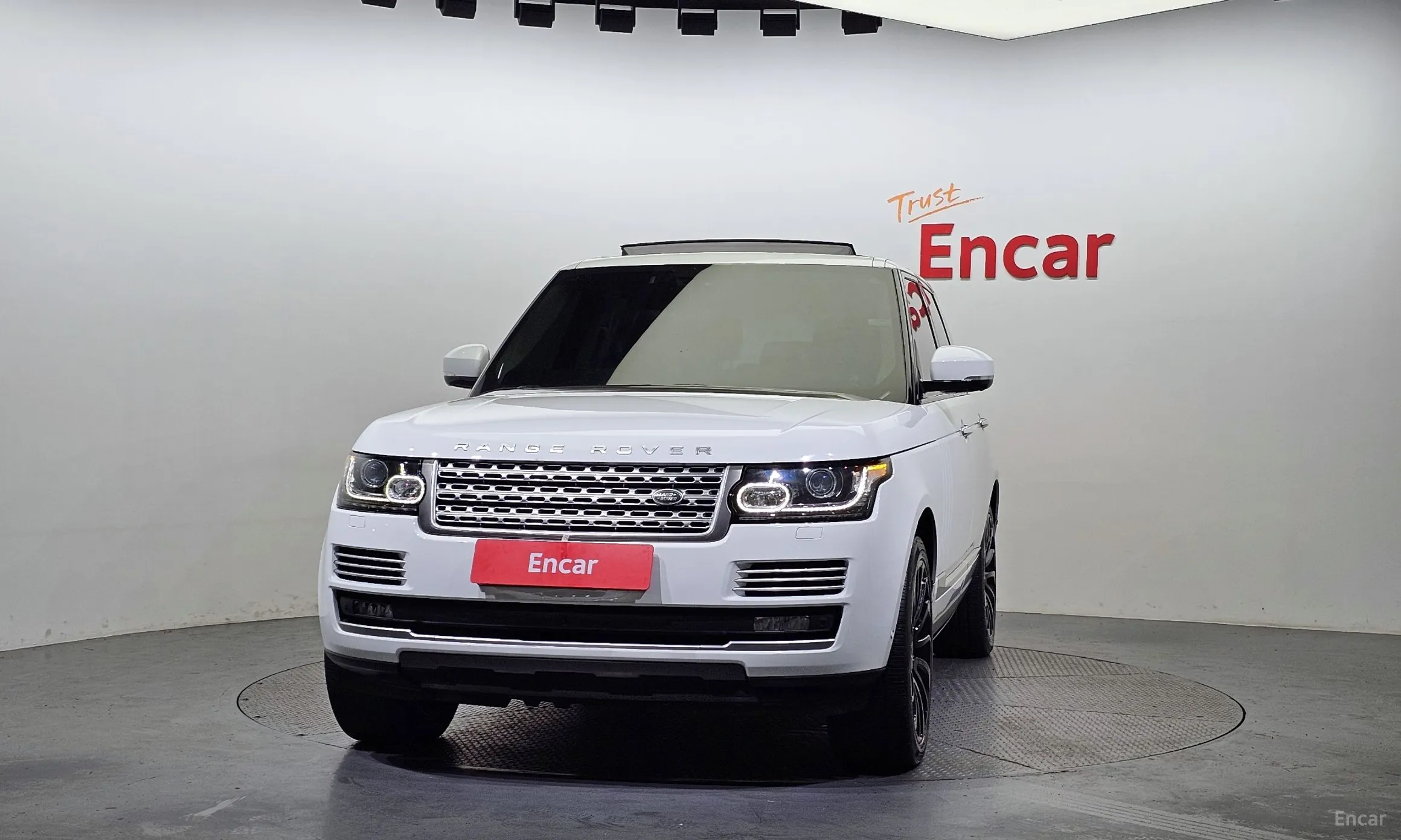Land Rover Range Rover 4th Generation превью 2