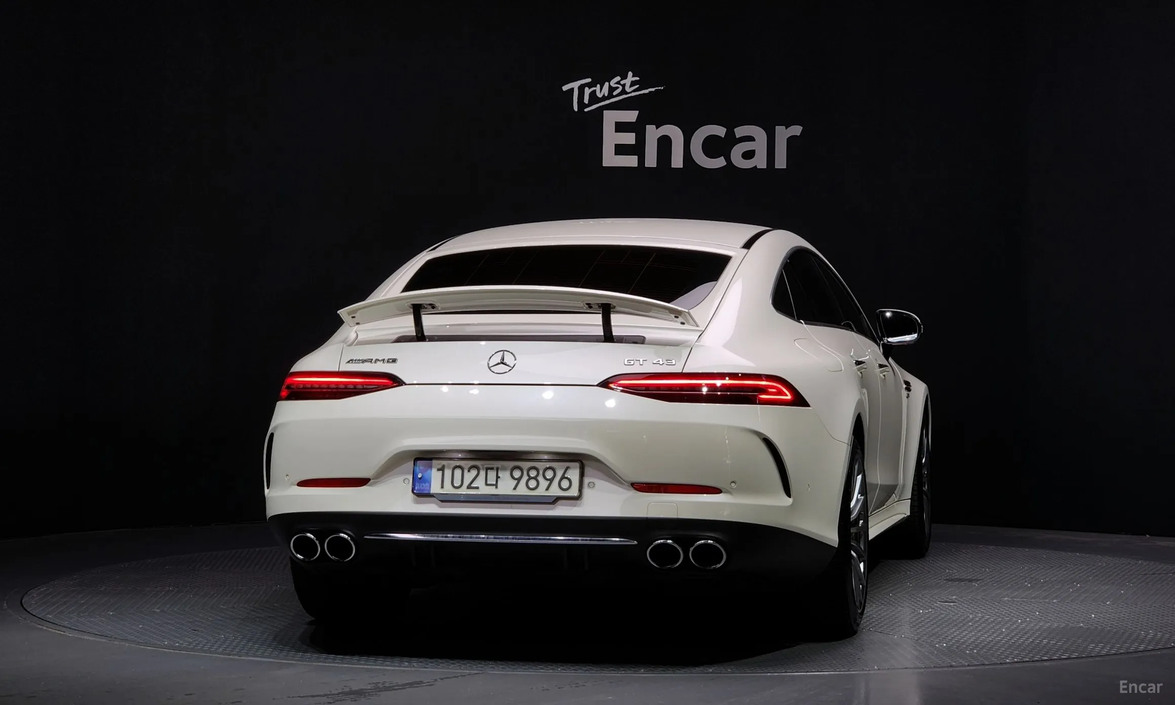 Mercedes Benz AMG GT превью 3