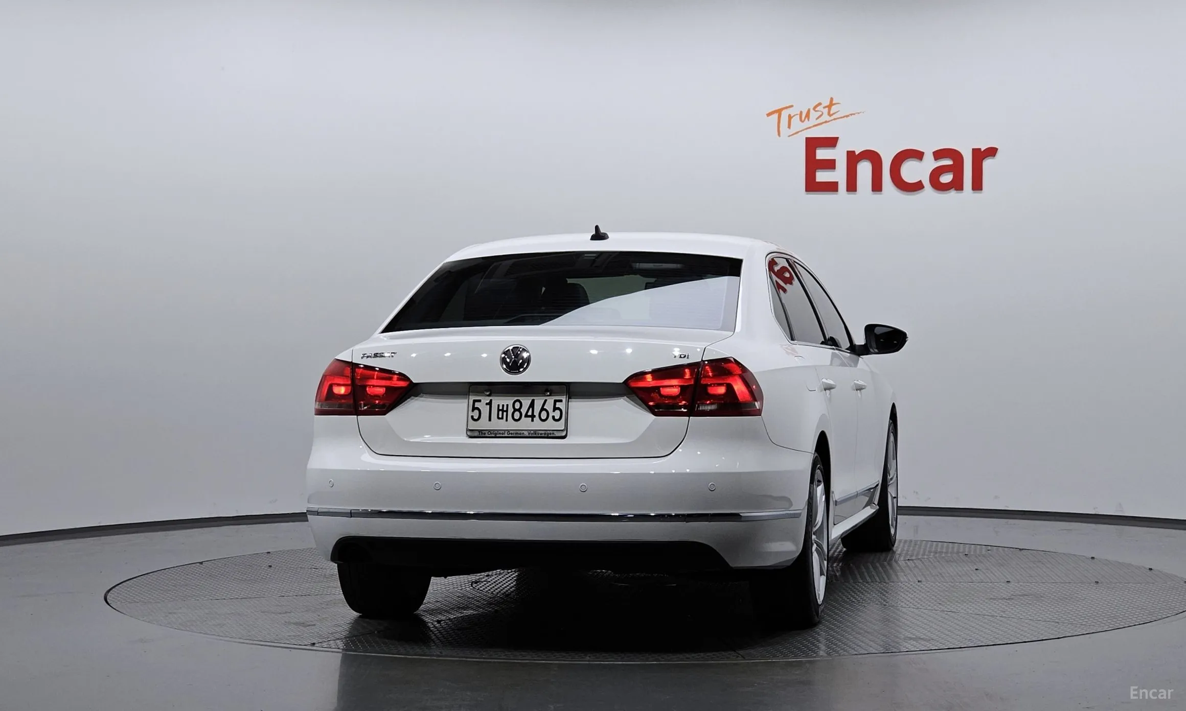 Volkswagen The New Passat превью 3