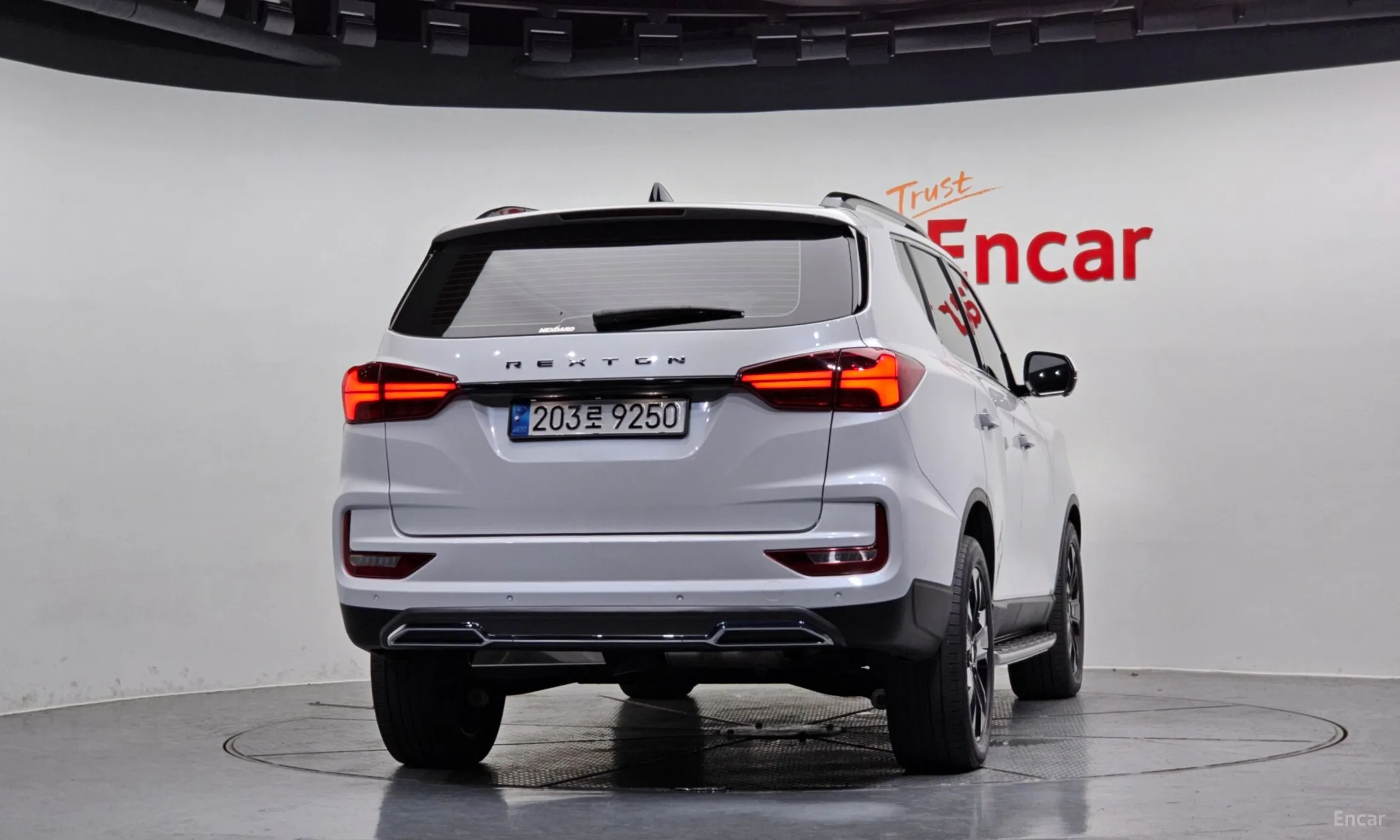 KG Mobility (SsangYong) Rexton превью 3