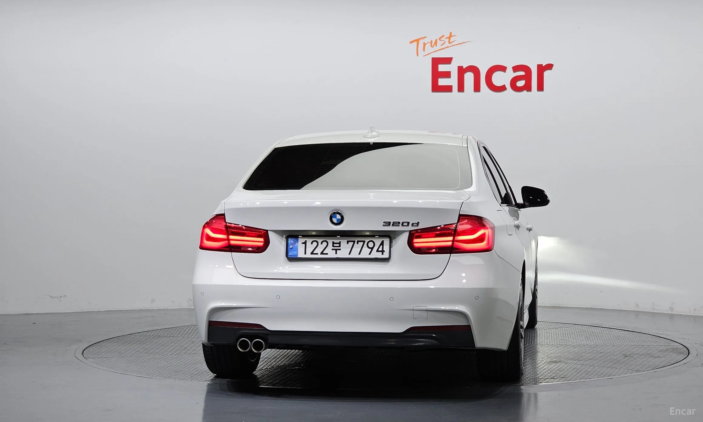 BMW 3 Series (F30) превью 3