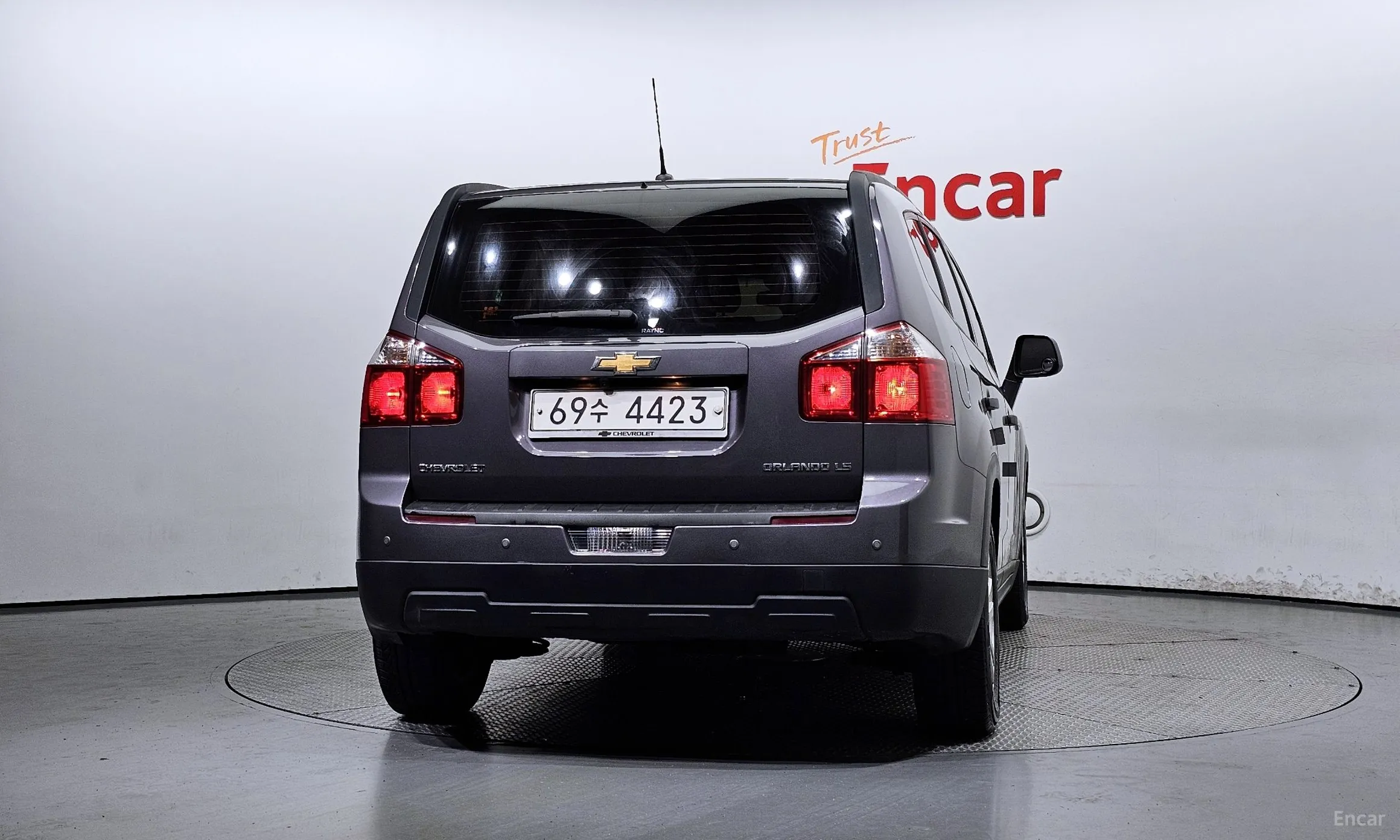 Chevrolet (GM Daewoo) Orlando превью 3