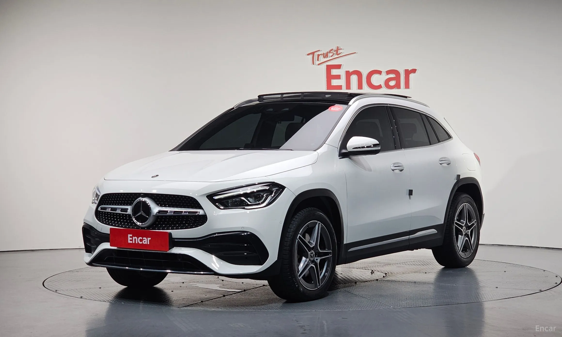 Mercedes Benz GLA-Class H247