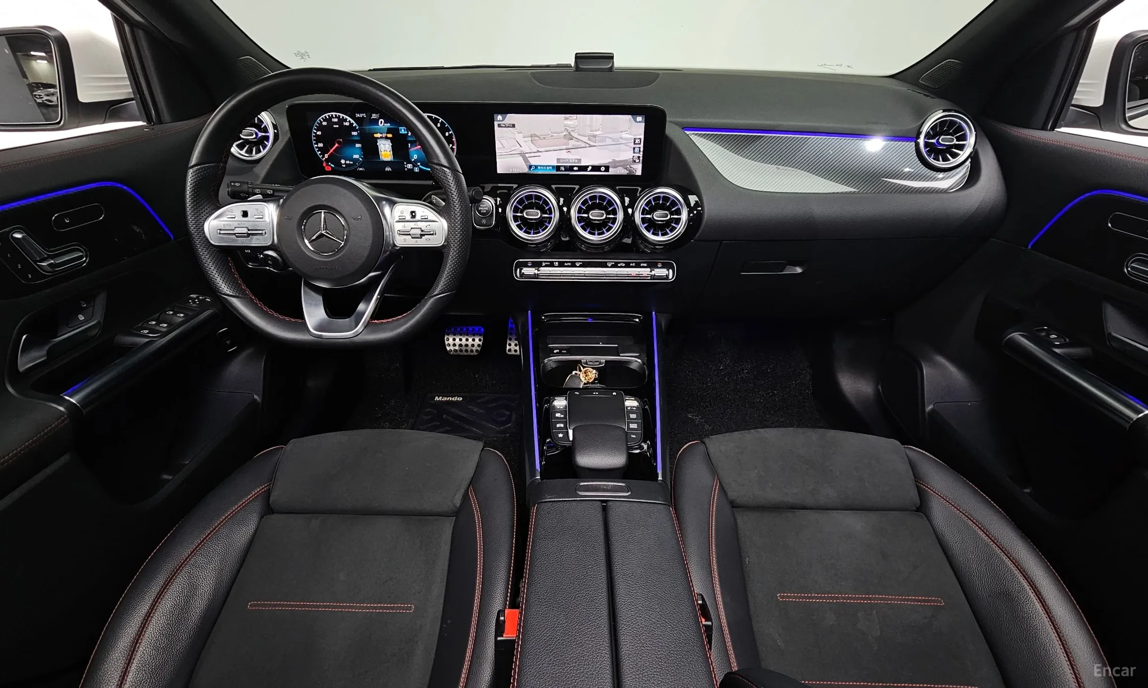 Mercedes Benz GLA-Class H247 превью 4