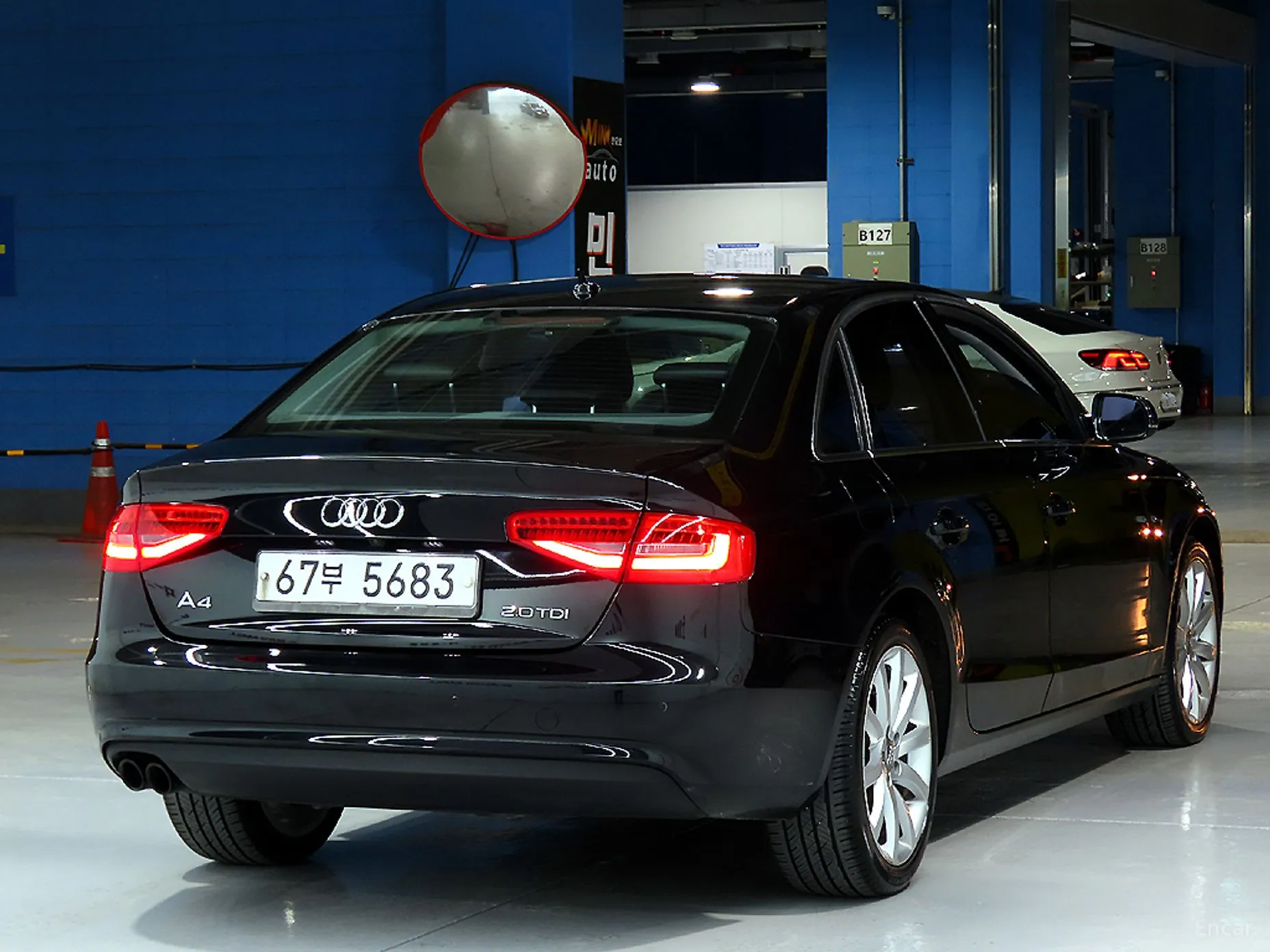 Audi New A4 превью 3