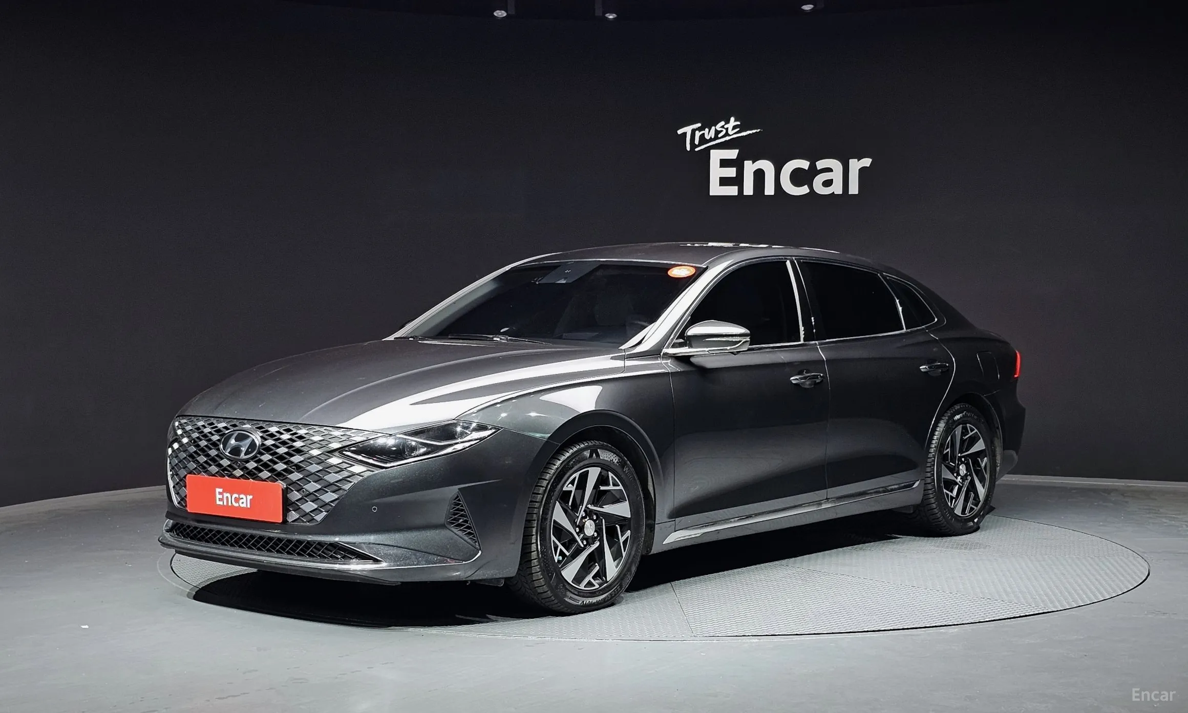 Hyundai Grandeur IG Hybrid