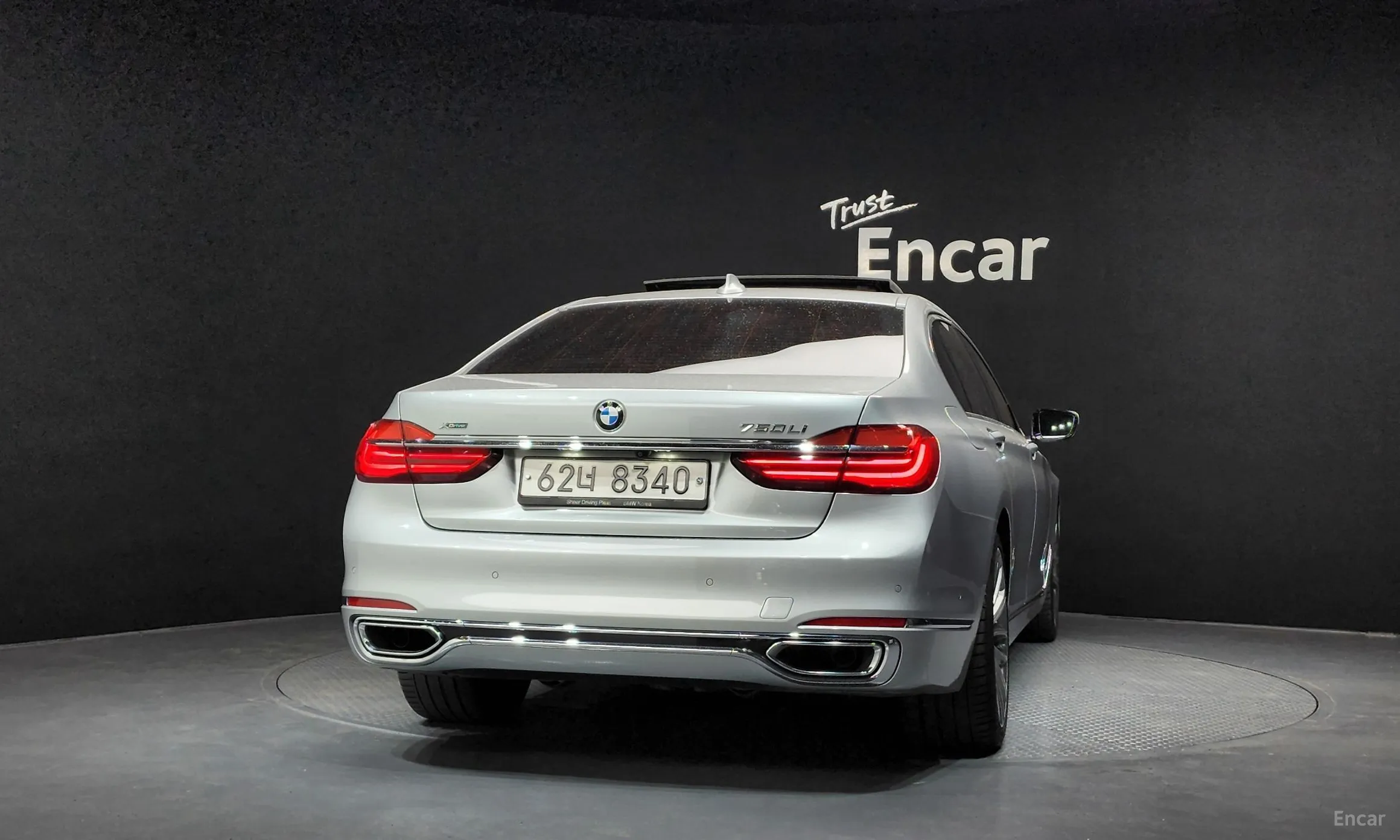 BMW 7 Series (G11) превью 3