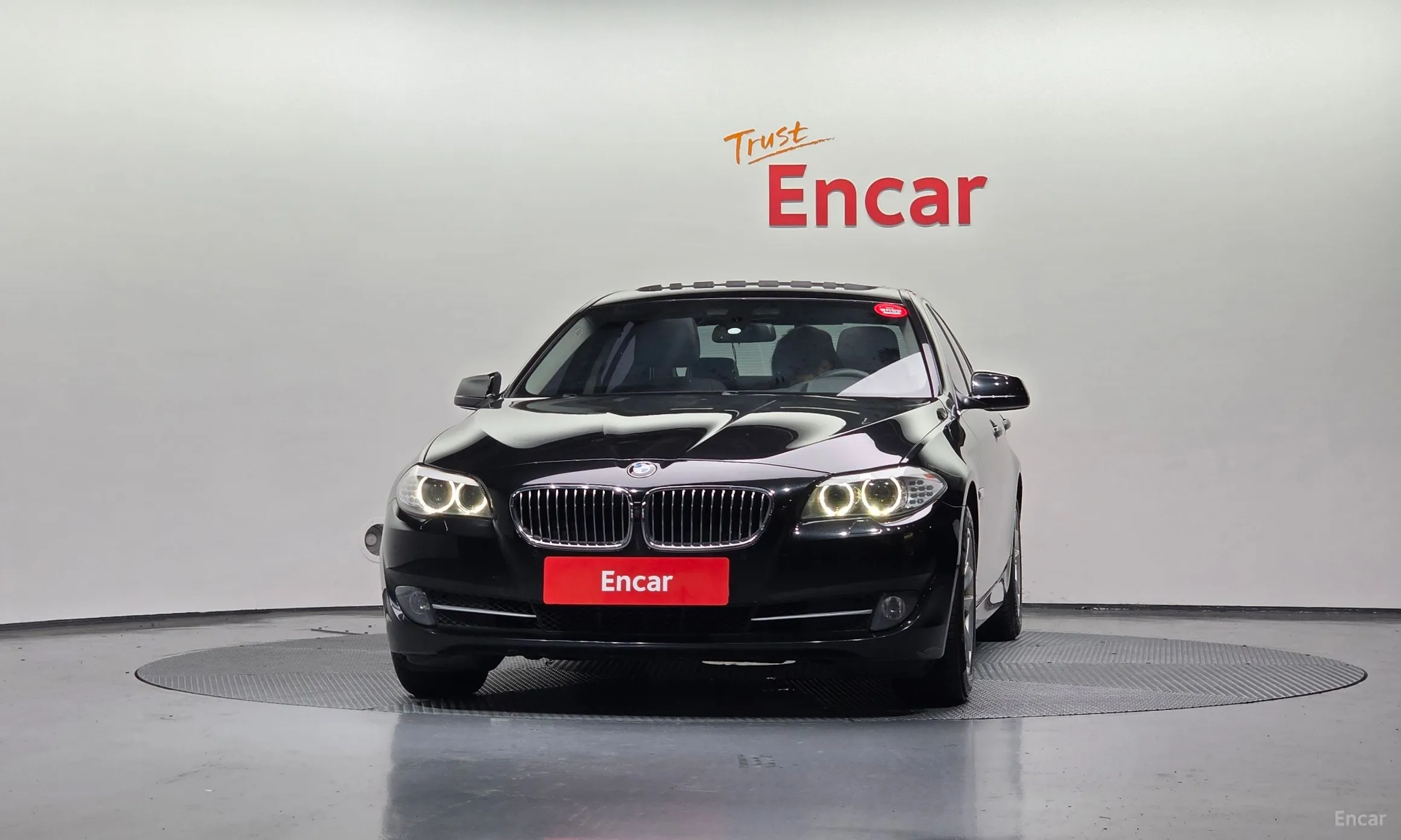 BMW 5 Series (F10) превью 2