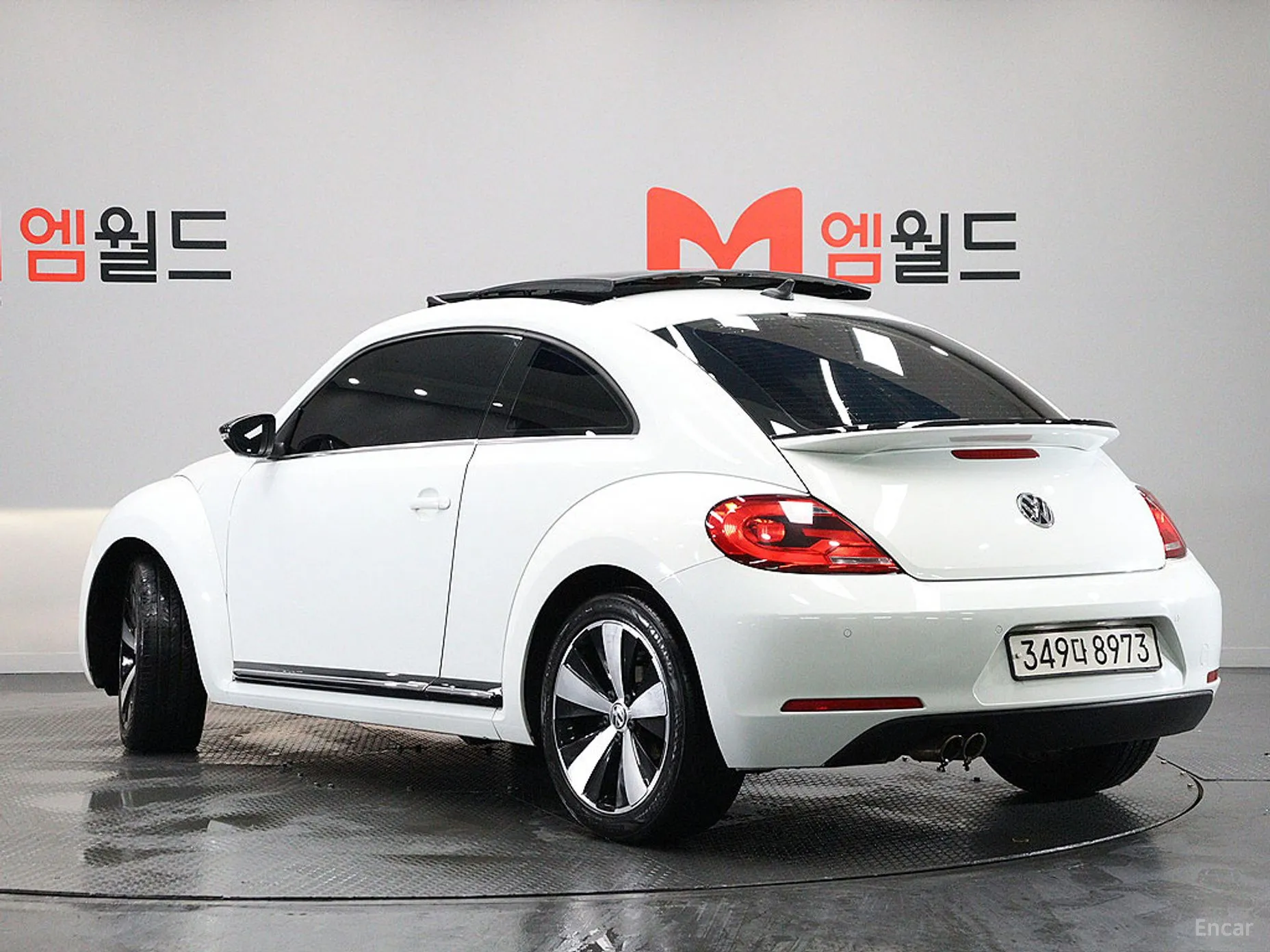 Volkswagen The Beetle превью 3