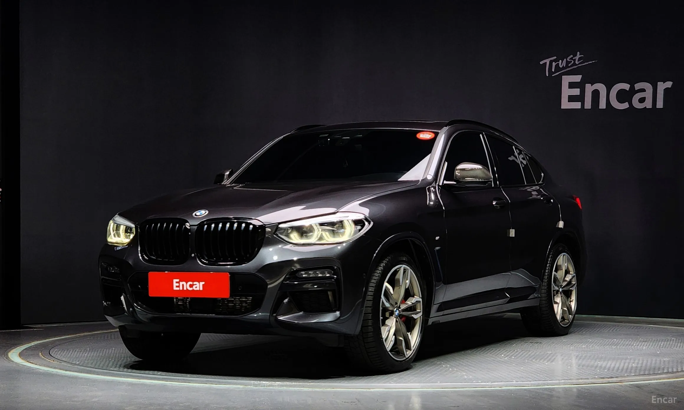 X4 (G02)