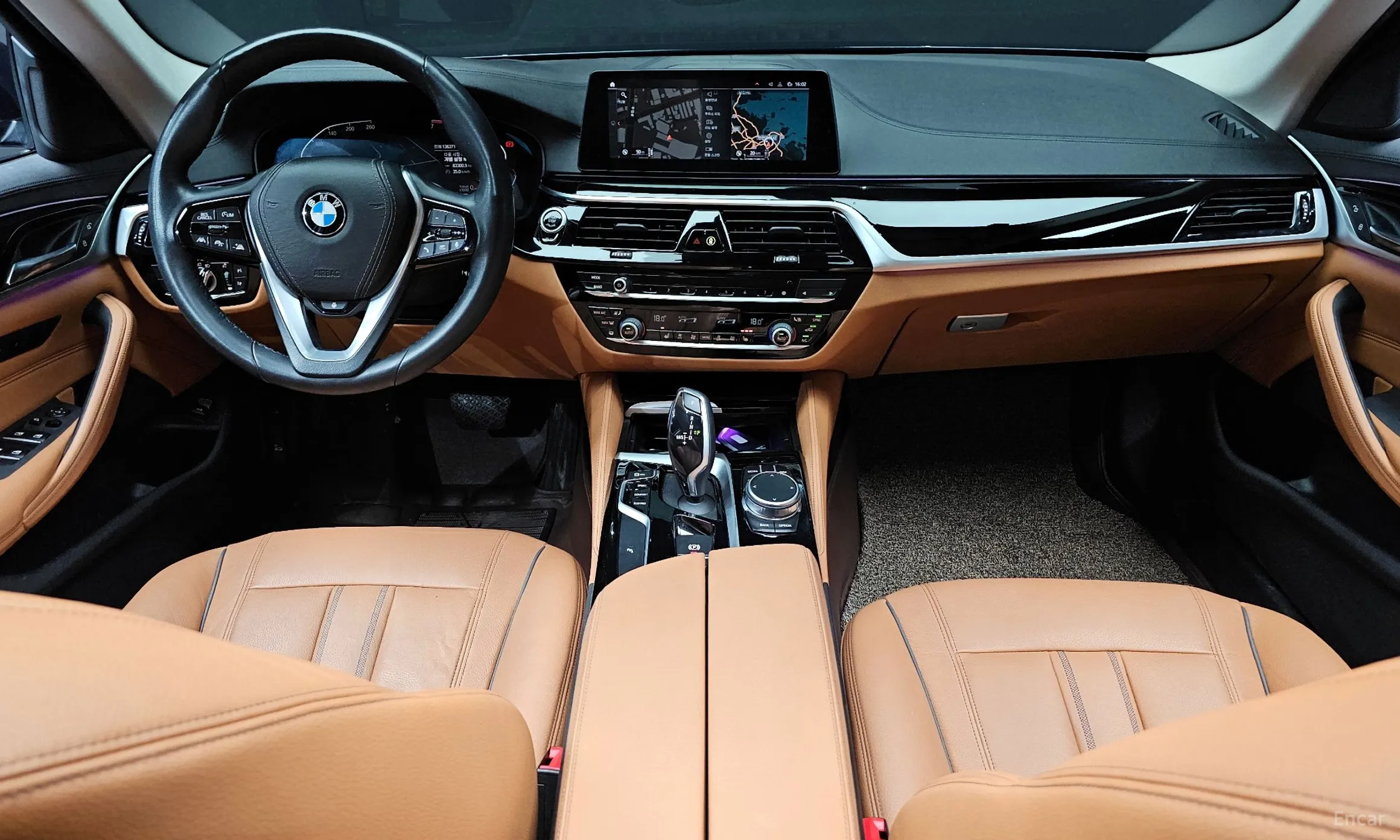 BMW 5 Series (G30) превью 4
