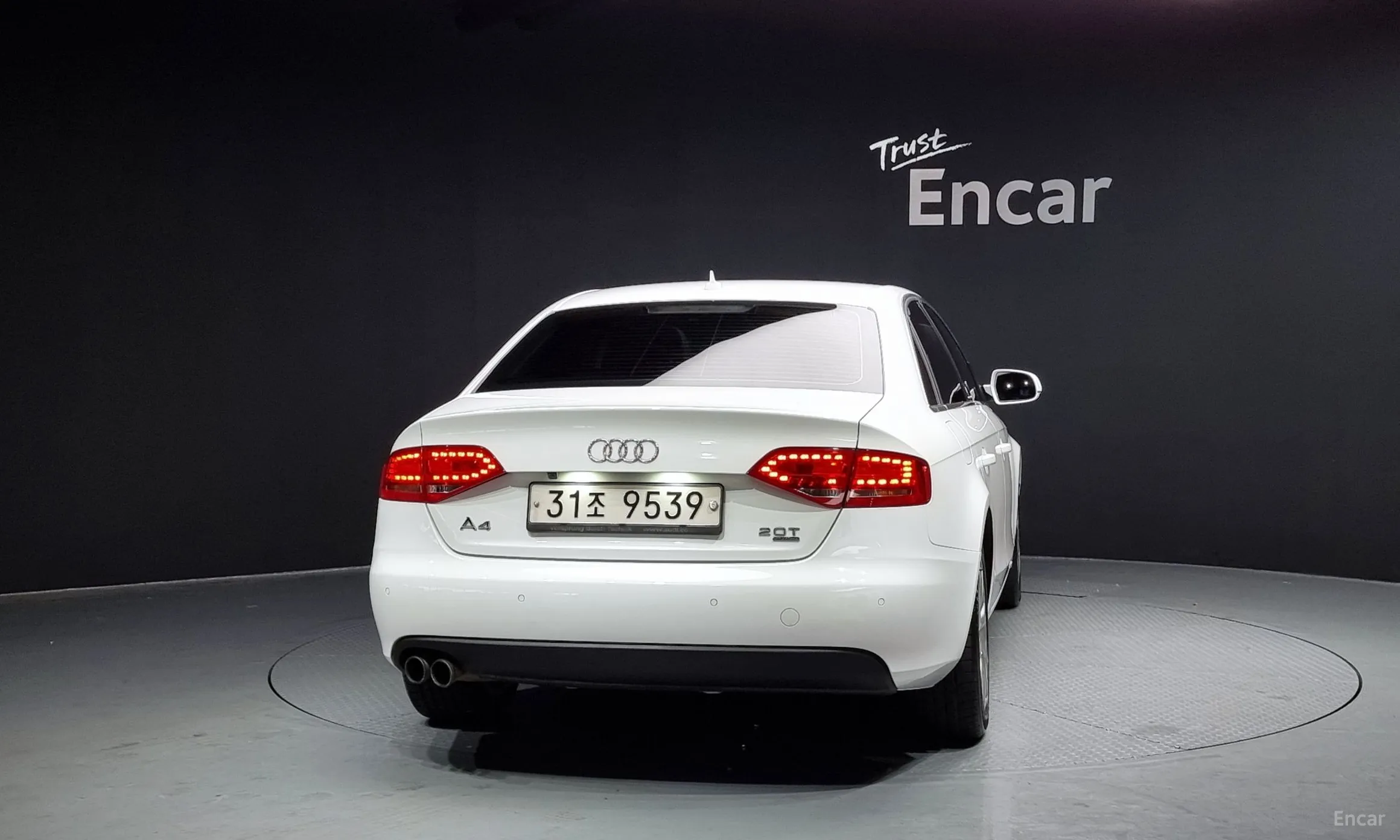 Audi New A4 превью 3
