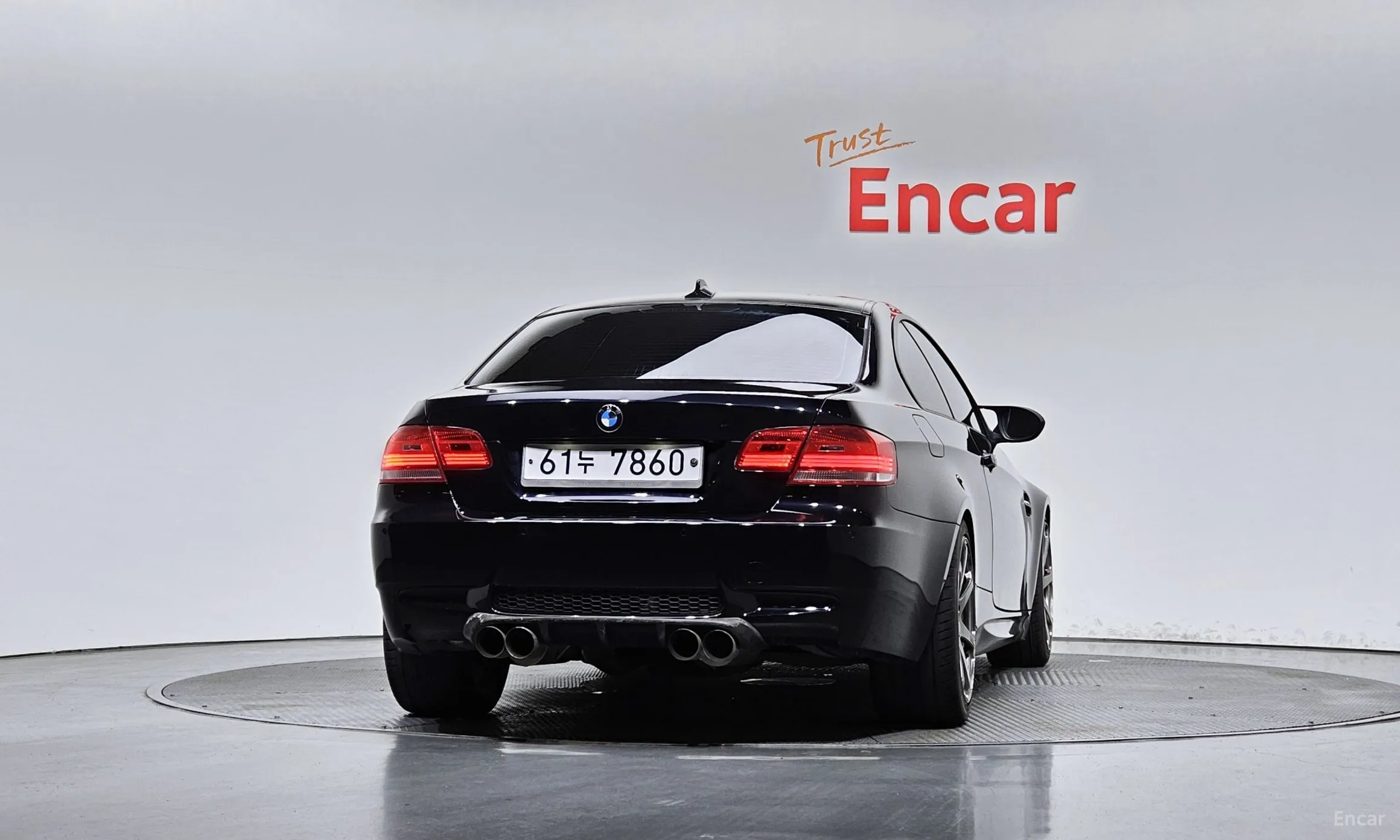 BMW M3 (E90) превью 3