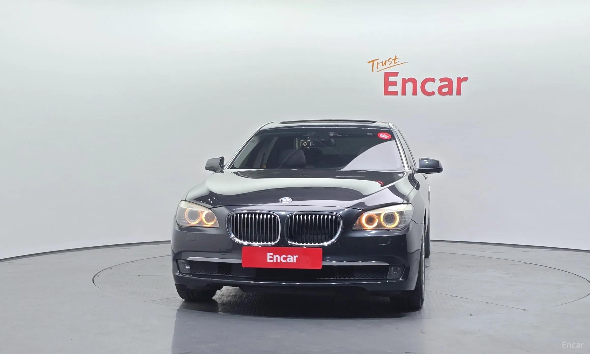 BMW 7 Series (F01) превью 2