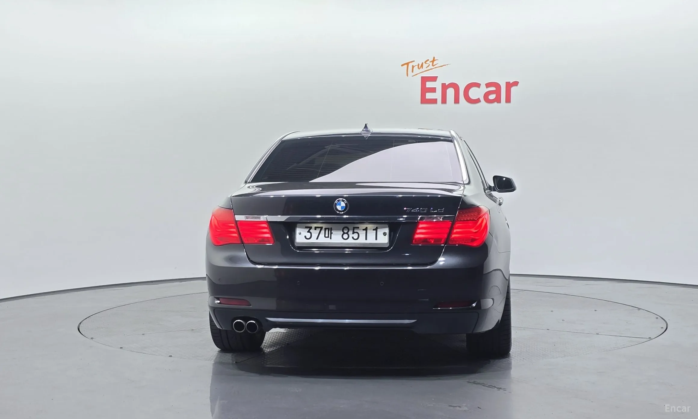 BMW 7 Series (F01) превью 3