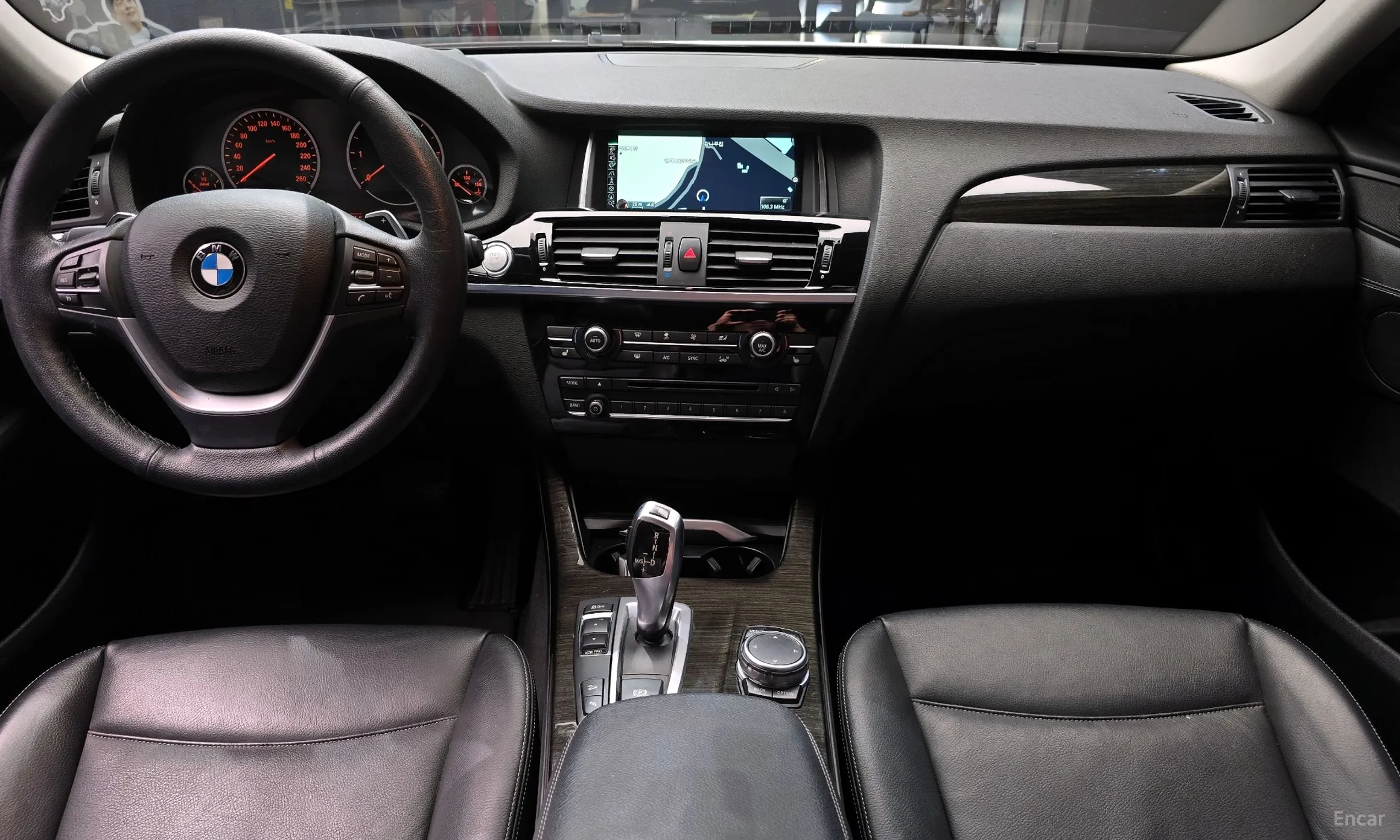 BMW X4 (F26) превью 4