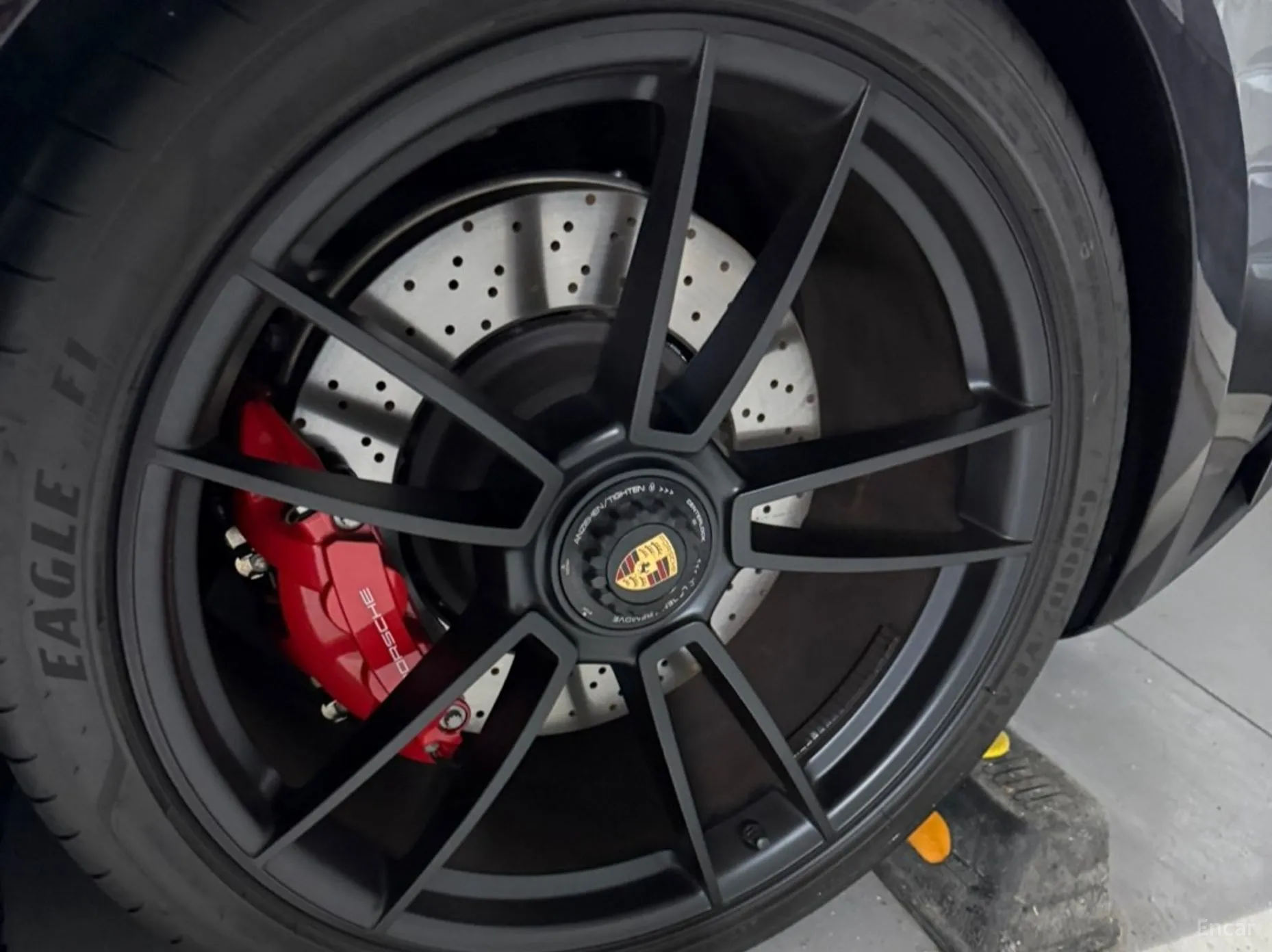 Porsche 911 (992)