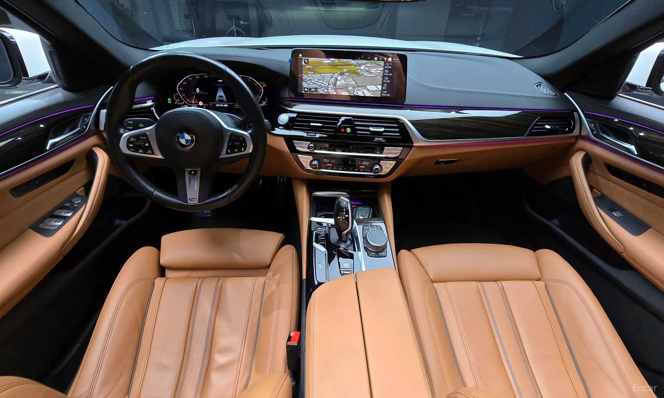 BMW 5 Series (G30) превью 4