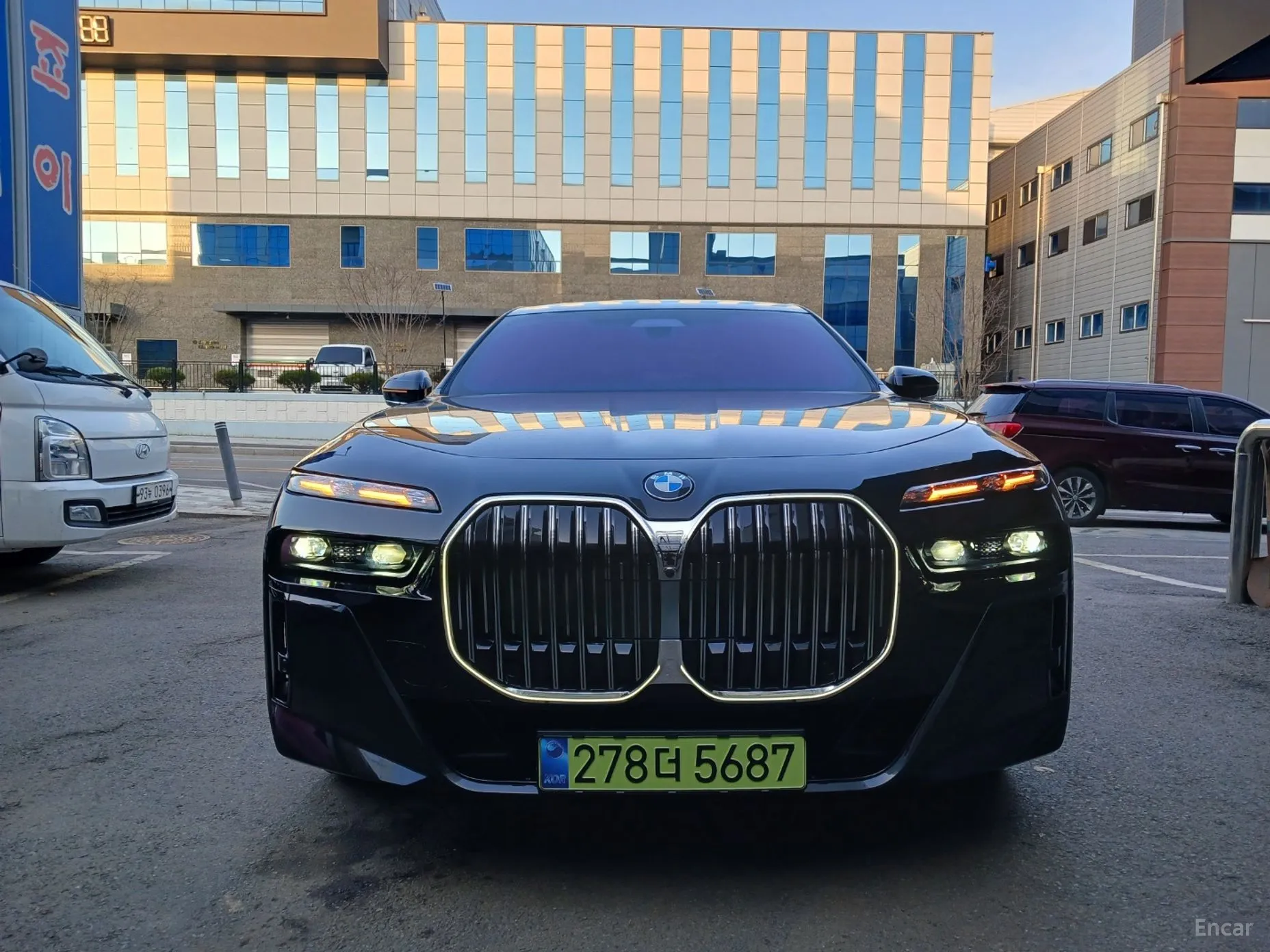 BMW 7 Series (G70)