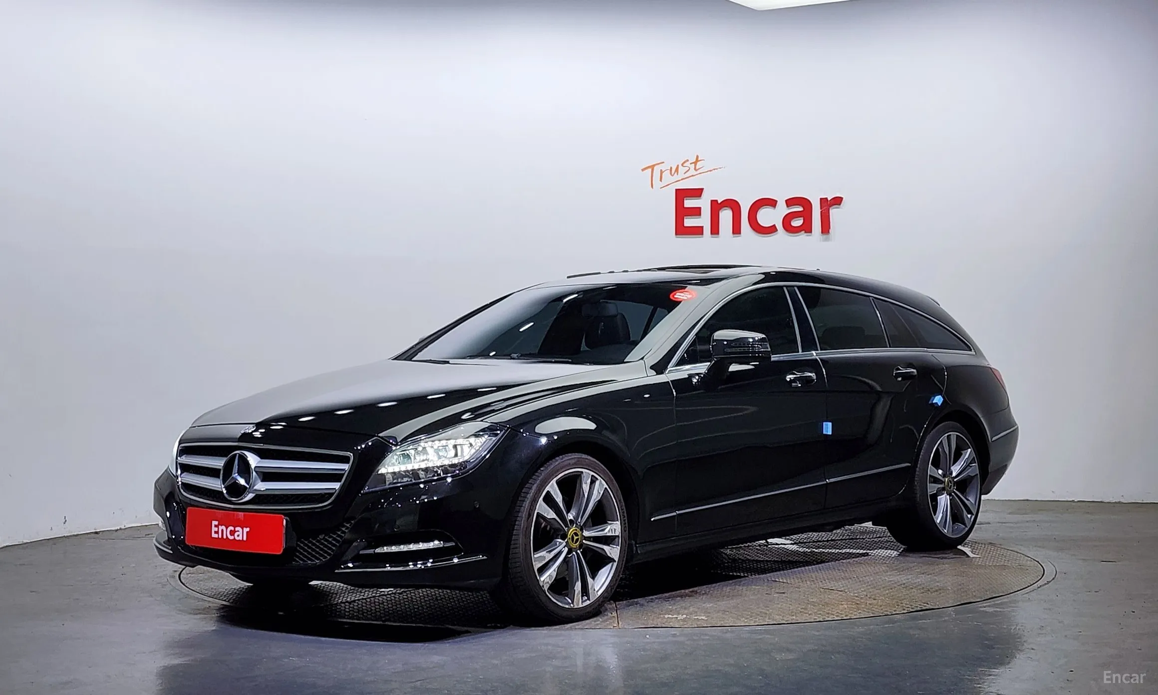 Mercedes Benz CLS-Class W218
