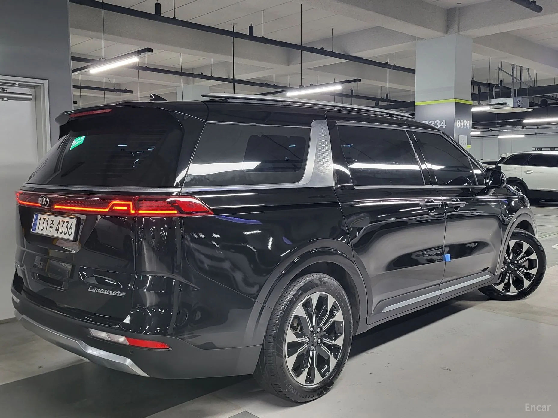 Kia Carnival Gen 4 превью 3