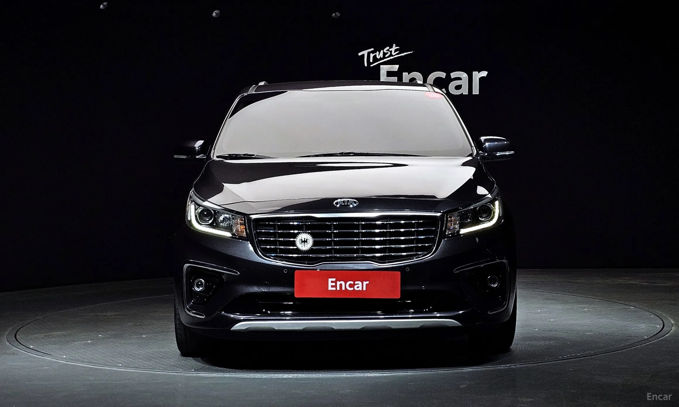 Kia Carnival превью 2