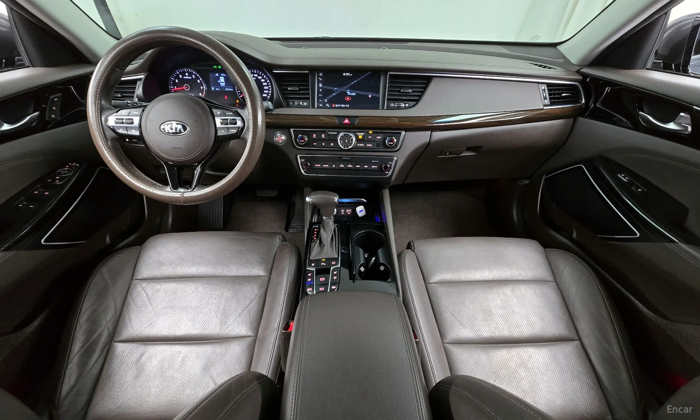 Kia K7 превью 4
