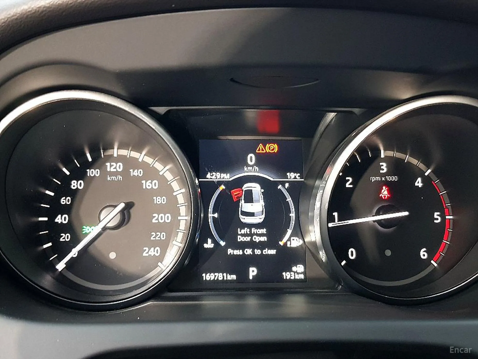 Land Rover Discovery Sports превью 4