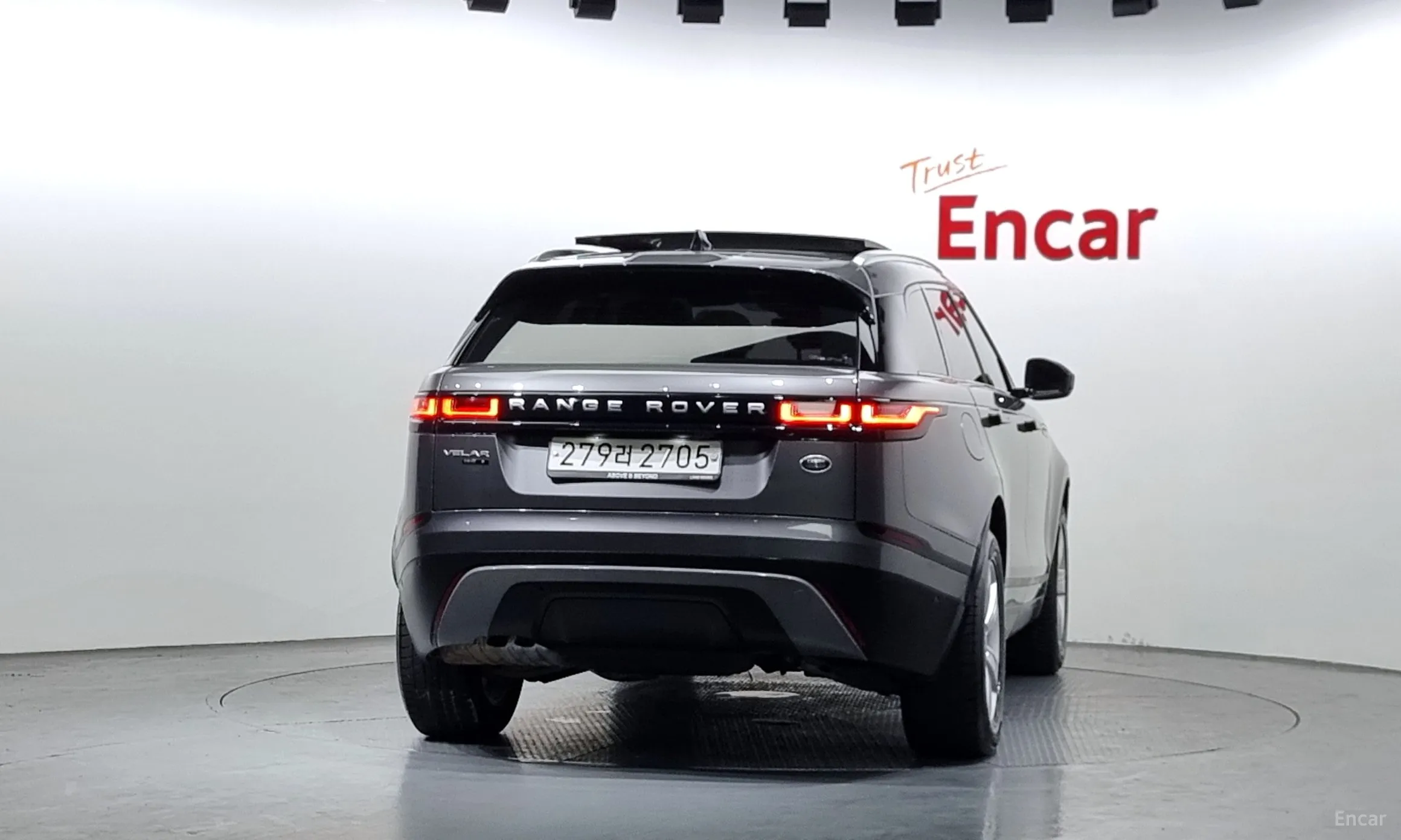 Land Rover Range Rover Bella превью 3