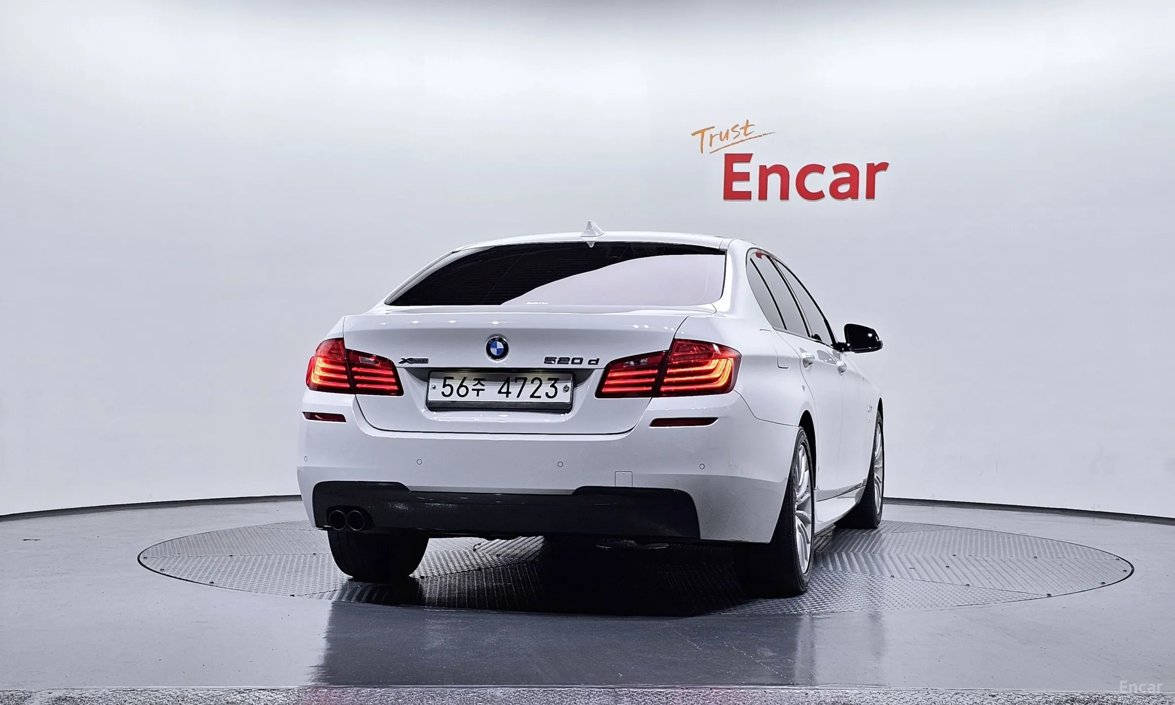 BMW 5 Series (F10) превью 3