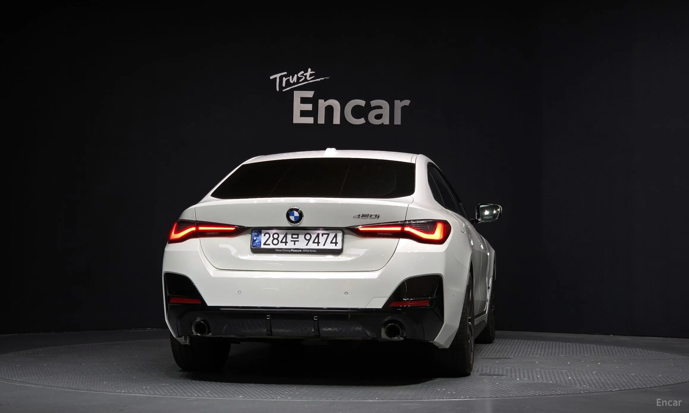 BMW Series 4 (G22) превью 3