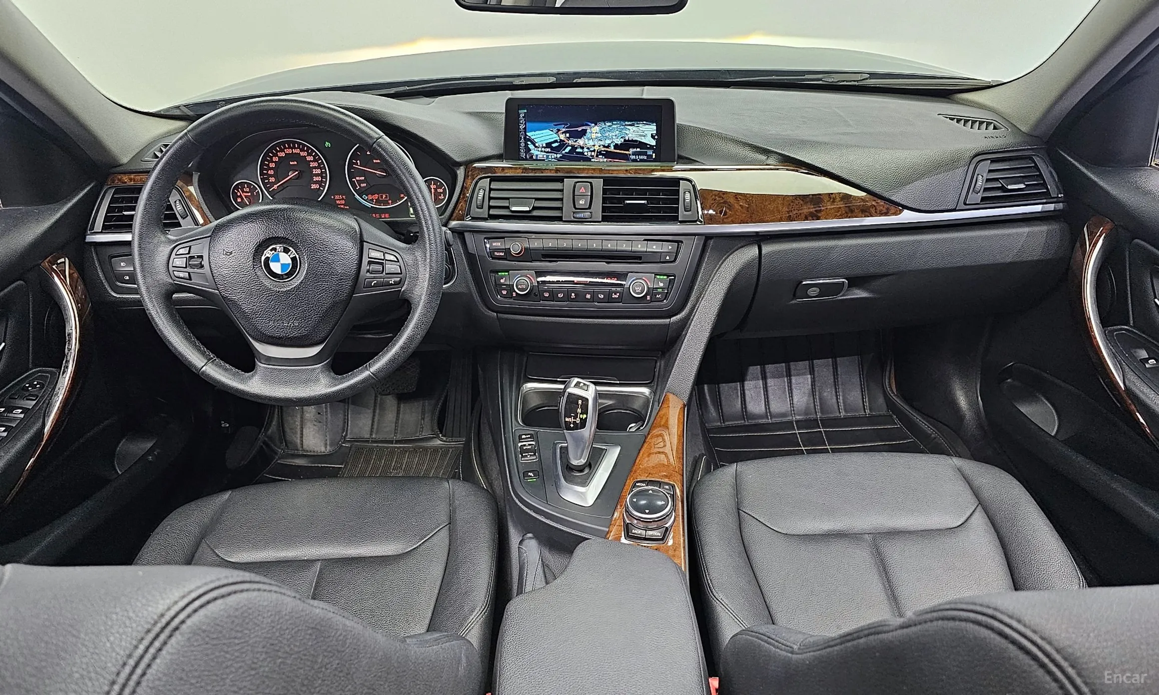 BMW 3 Series (F30) превью 4