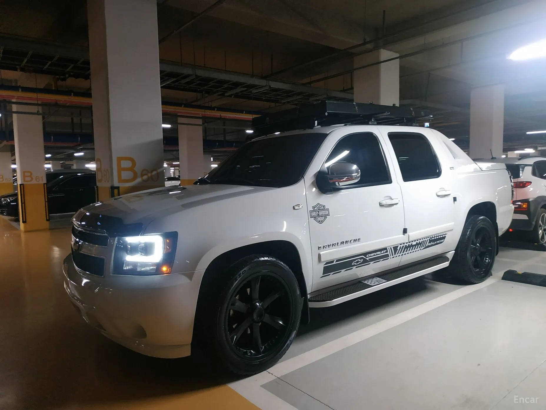 Chevrolet Avalanche превью 4